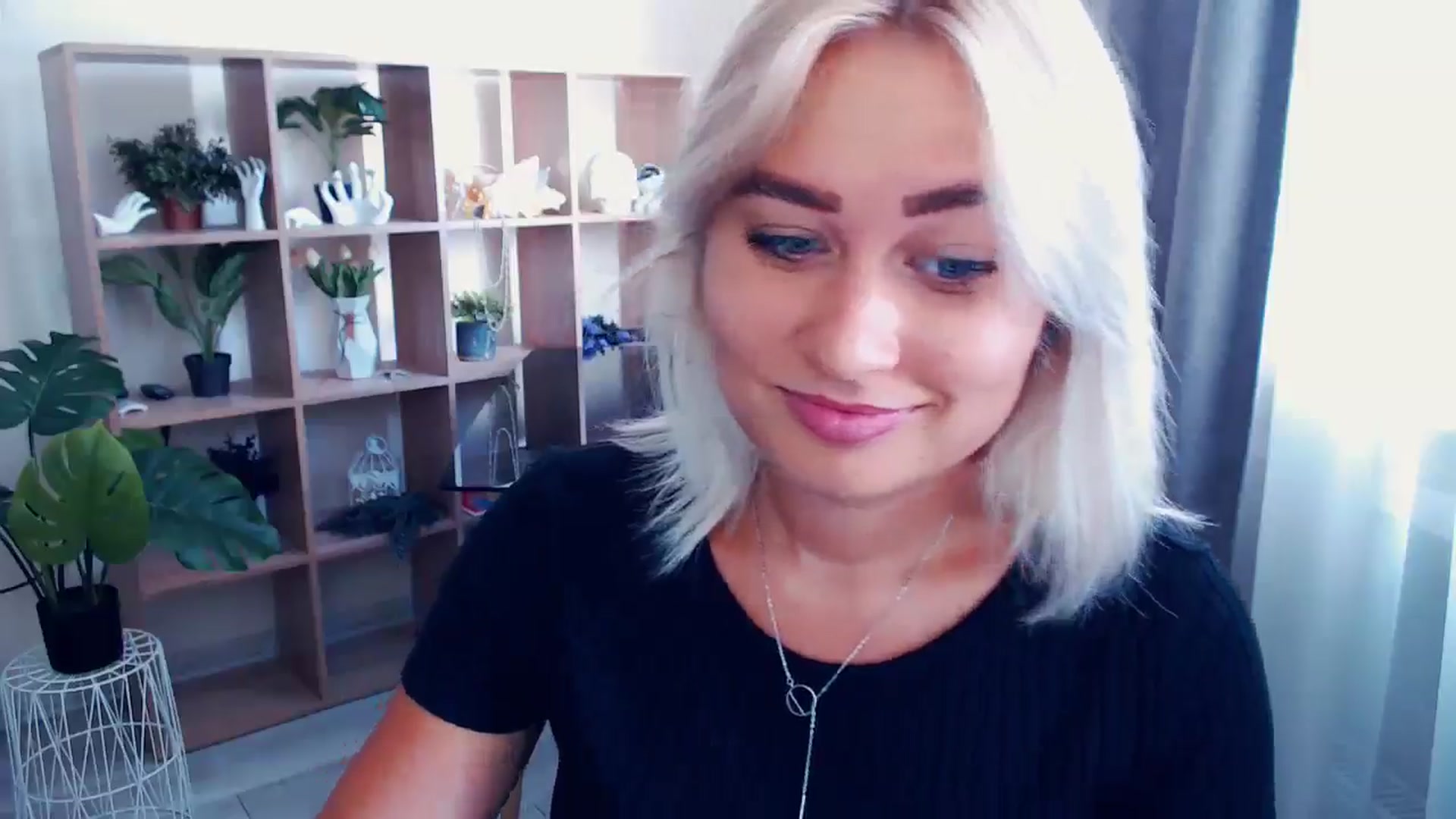 Gallery image thumbnail from Kukla_kolduna's myfreecams stream on, 07/07/2024, 14:23 image 11 of 20