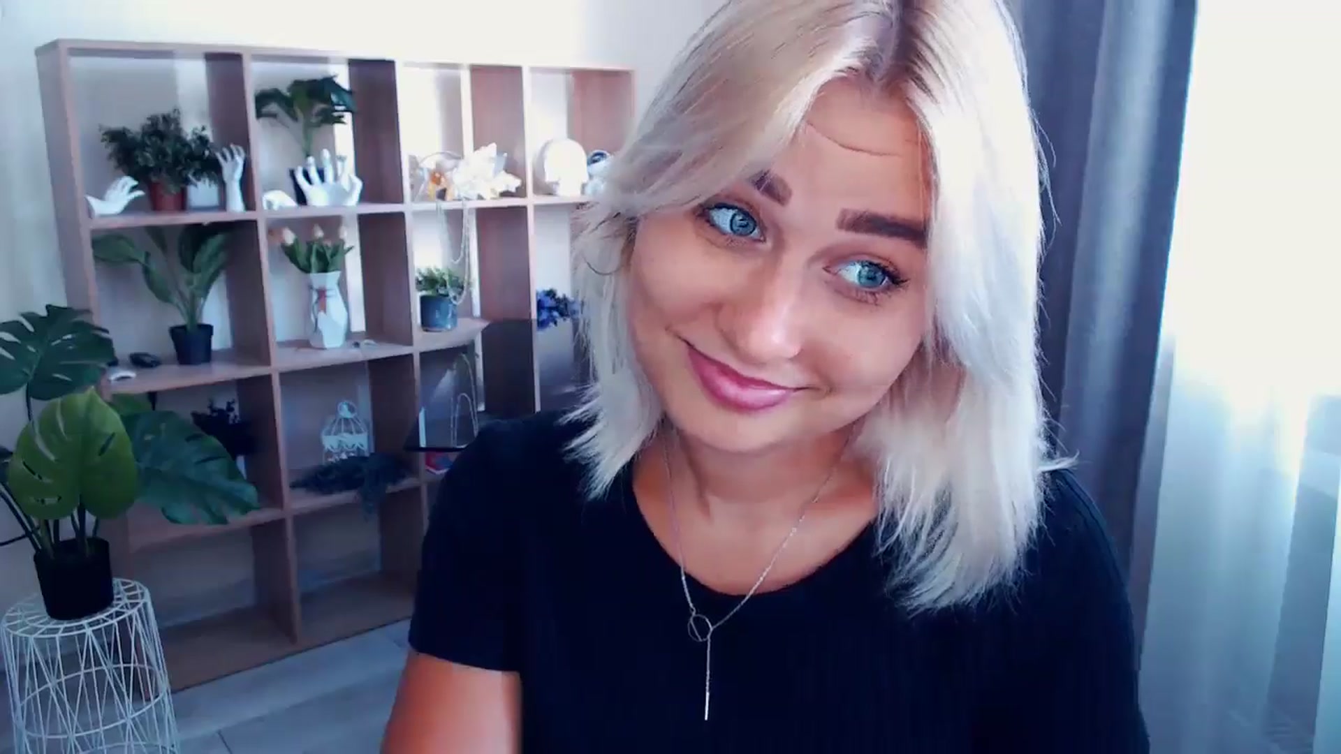 Gallery image thumbnail from Kukla_kolduna's myfreecams stream on, 07/07/2024, 14:23 image 14 of 20