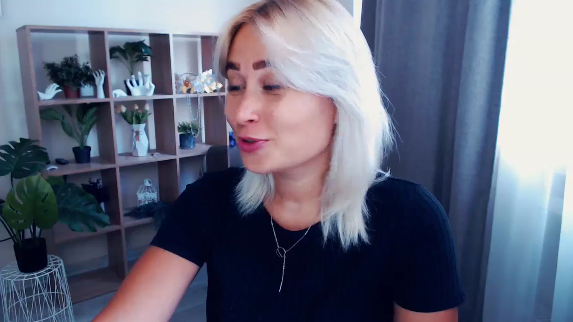 Gallery image thumbnail from Kukla_kolduna's myfreecams stream on, 07/07/2024, 15:45 image 4 of 20