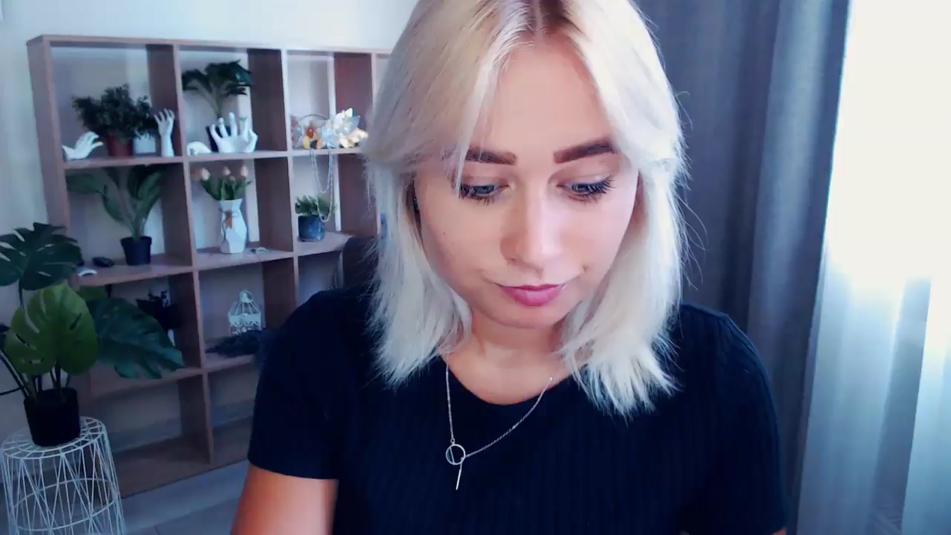 Gallery image thumbnail from Kukla_kolduna's myfreecams stream on, 07/07/2024, 15:45 image 11 of 20