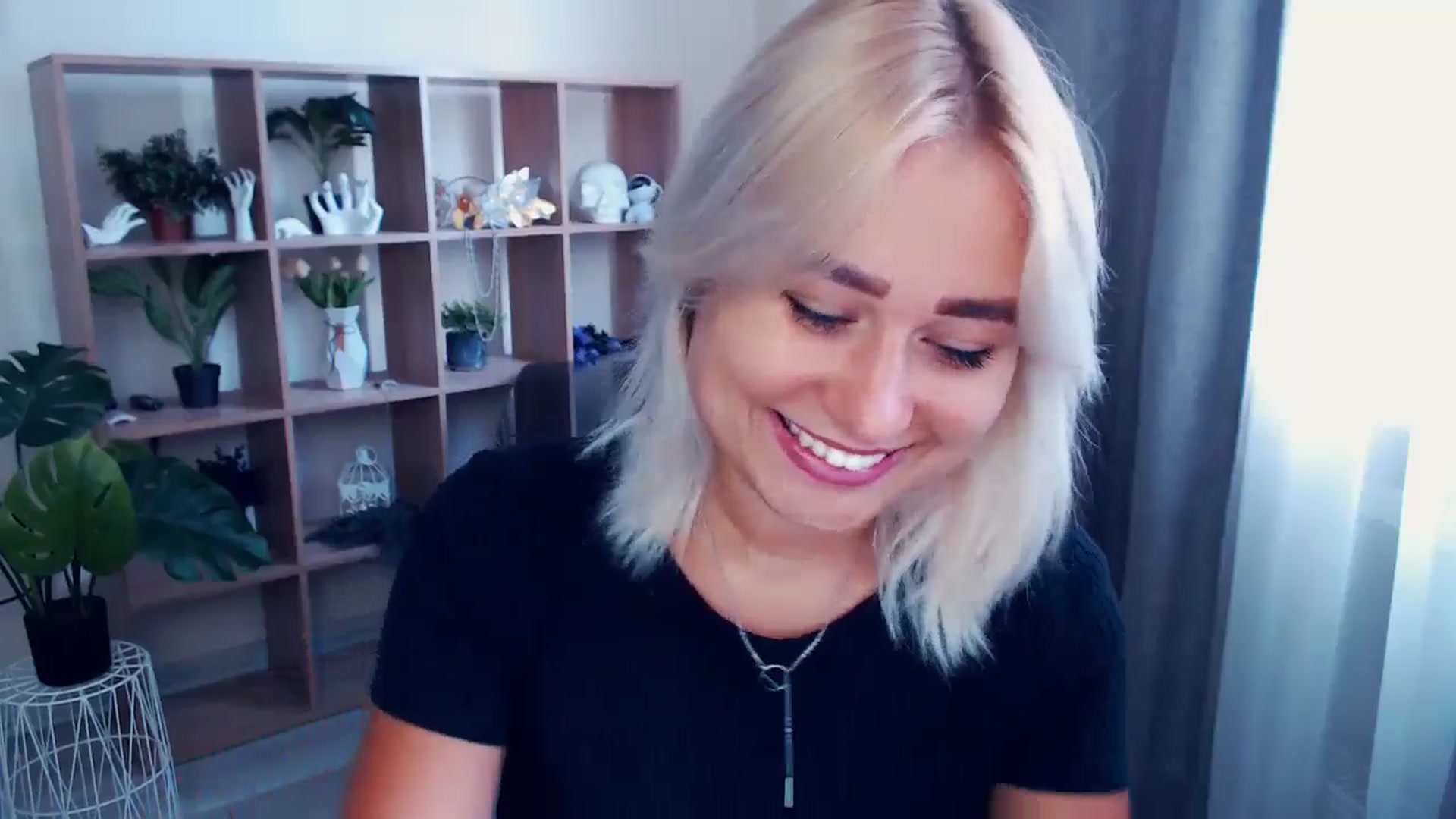 Gallery image thumbnail from Kukla_kolduna's myfreecams stream on, 07/07/2024, 15:45 image 17 of 20