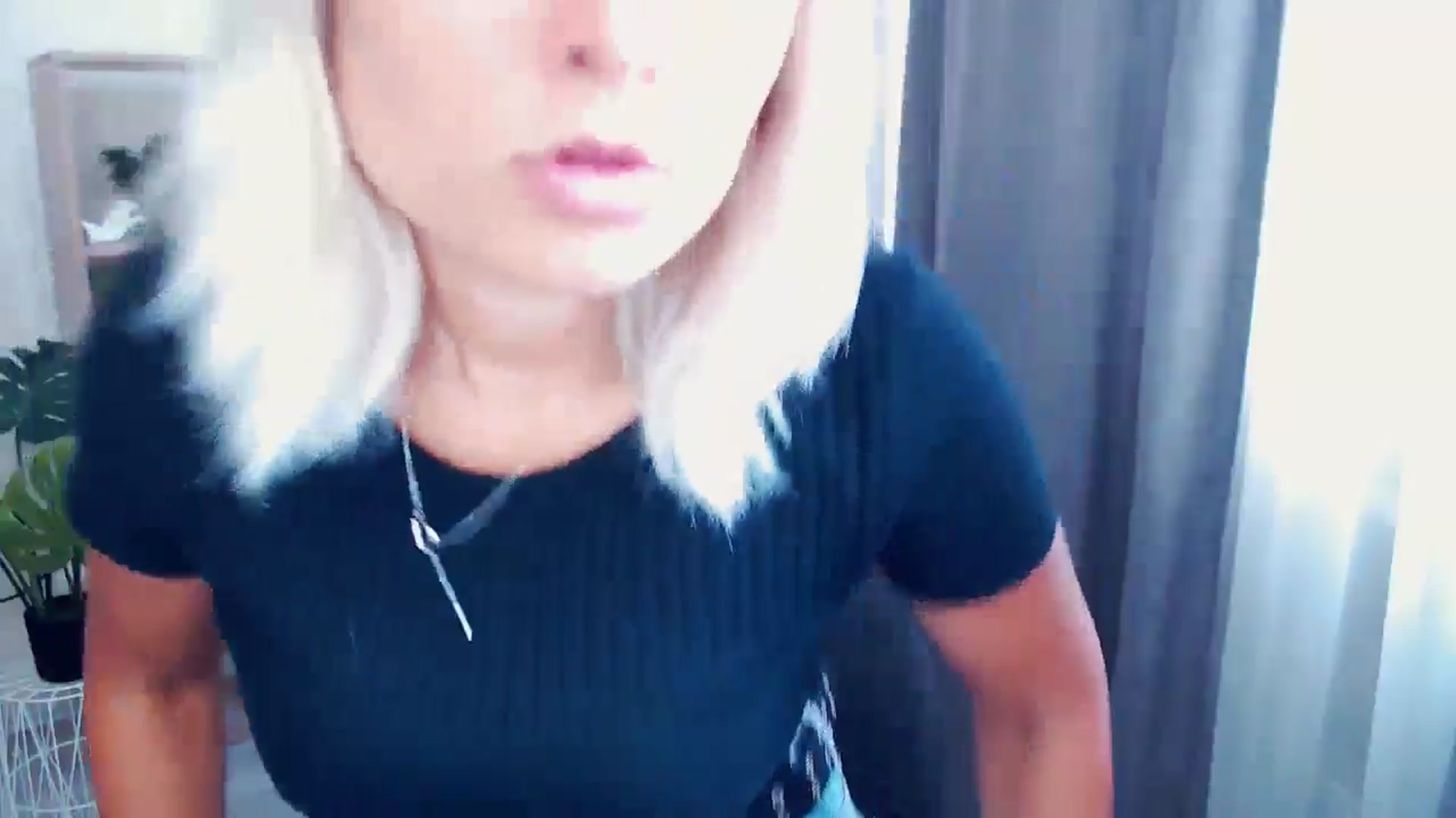 Gallery image thumbnail from Kukla_kolduna's myfreecams stream on, 07/07/2024, 16:40 image 3 of 20