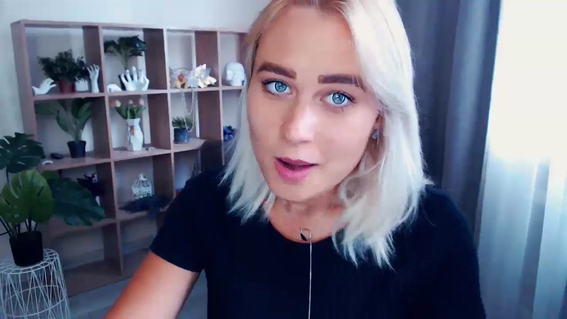 Gallery image thumbnail from Kukla_kolduna's myfreecams stream on, 07/07/2024, 16:40 image 13 of 20