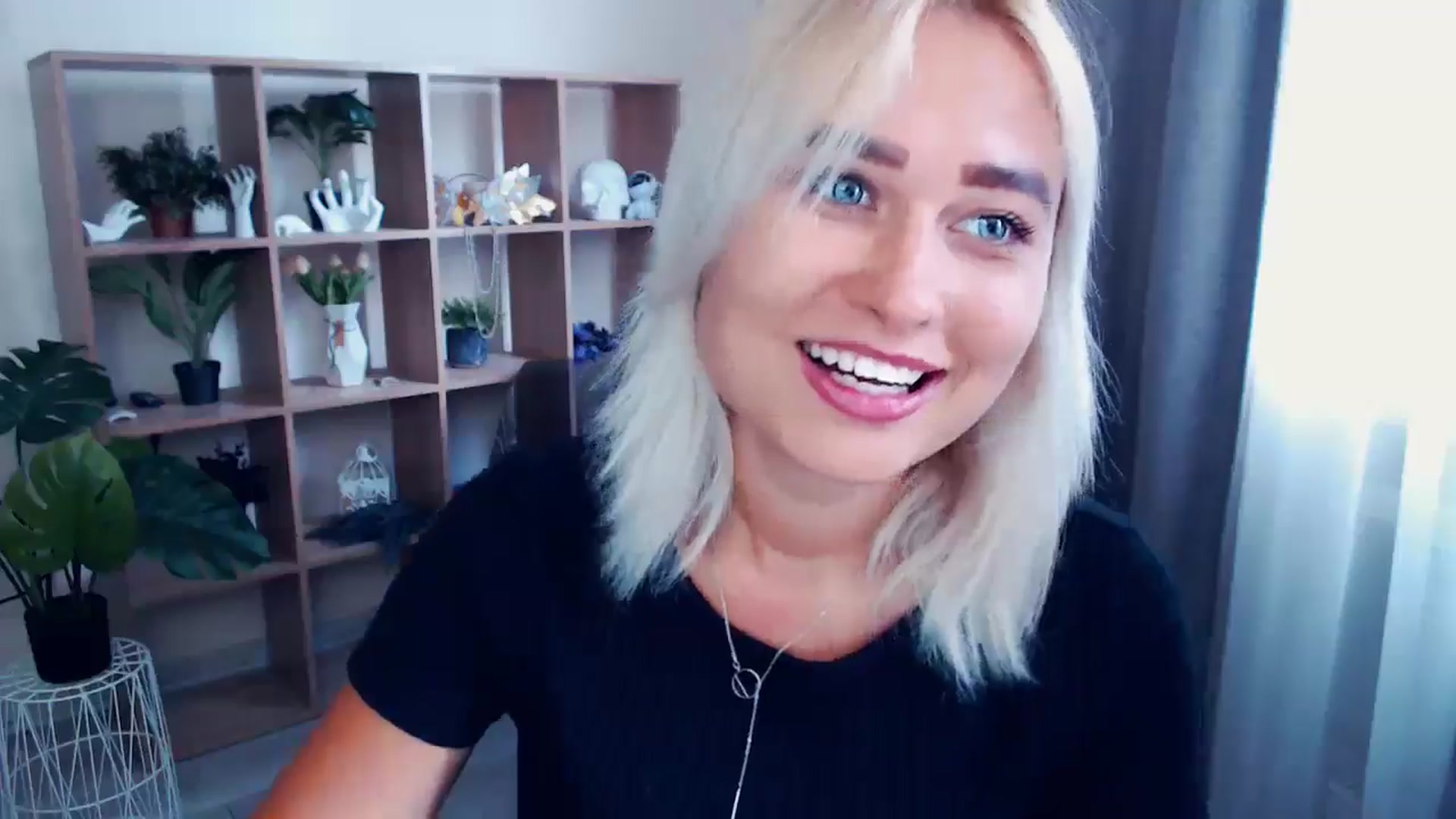 Gallery image thumbnail from Kukla_kolduna's myfreecams stream on, 07/07/2024, 16:40 image 11 of 20