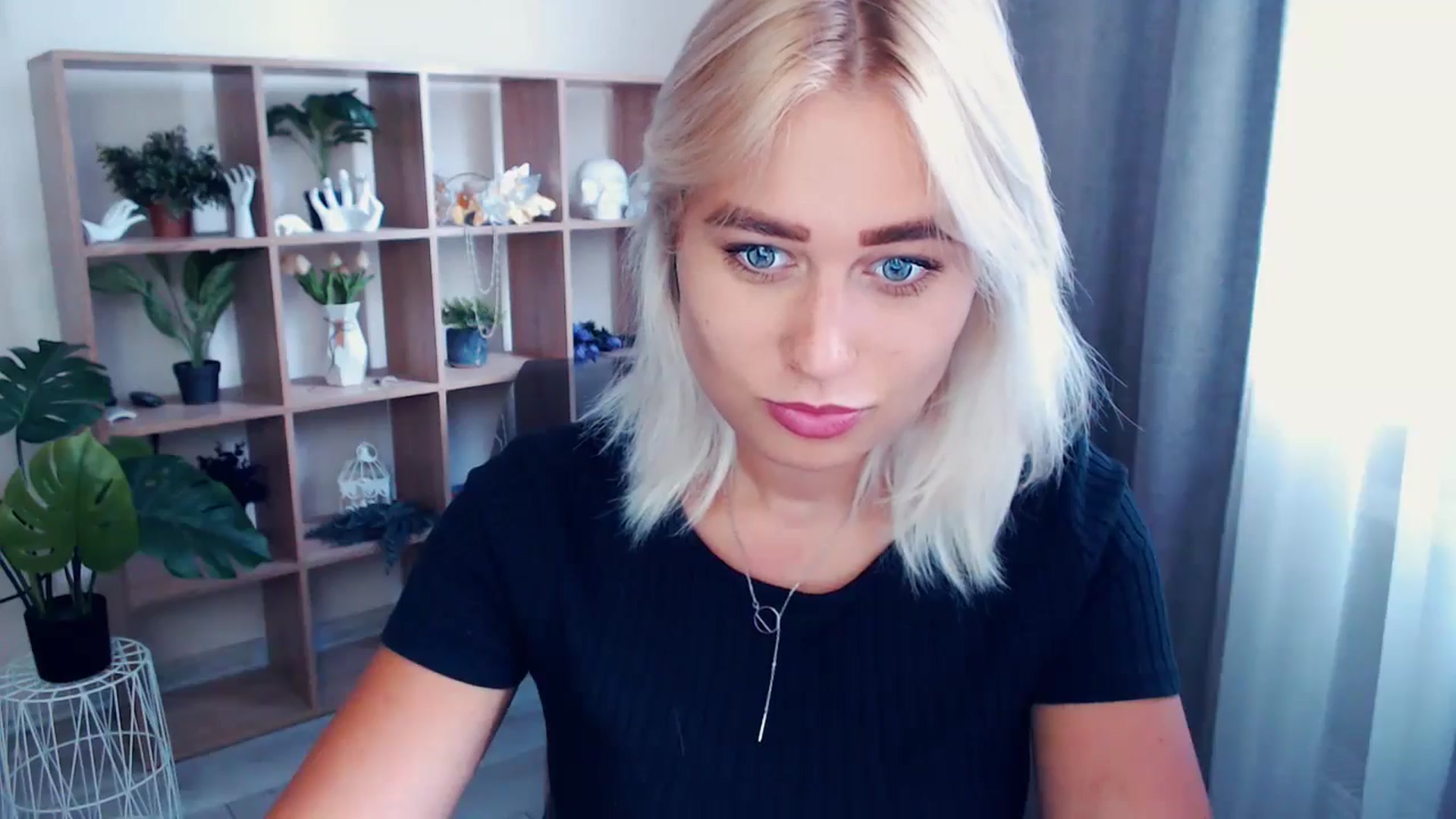 Gallery image thumbnail from Kukla_kolduna's myfreecams stream on, 07/07/2024, 16:40 image 12 of 20