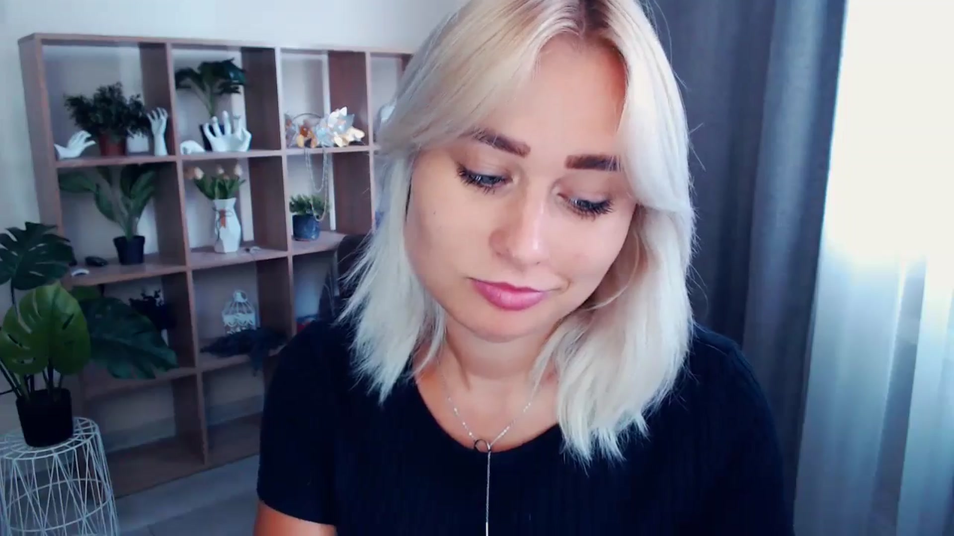 Gallery image thumbnail from Kukla_kolduna's myfreecams stream on, 07/07/2024, 16:40 image 18 of 20