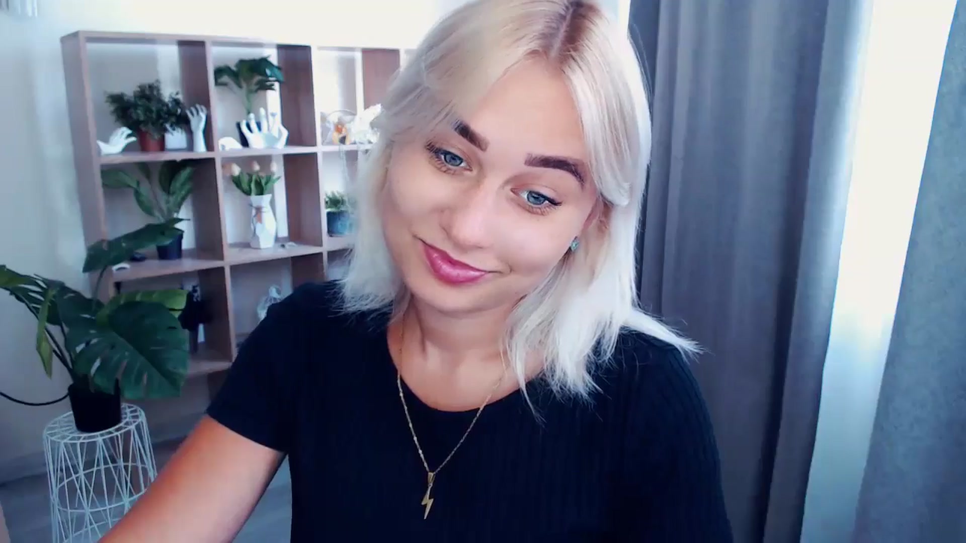 Gallery image thumbnail from Kukla_kolduna's myfreecams stream on, 07/08/2024, 13:42 image 9 of 20