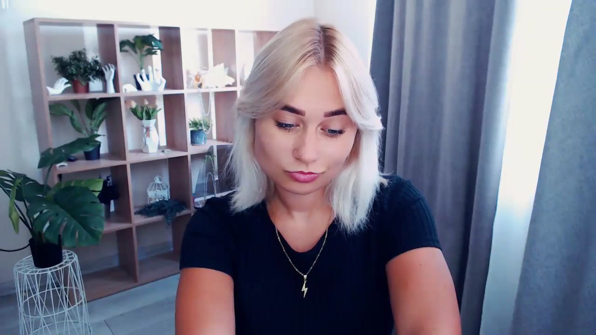 Gallery image thumbnail from Kukla_kolduna's myfreecams stream on, 07/08/2024, 14:08 image 7 of 20