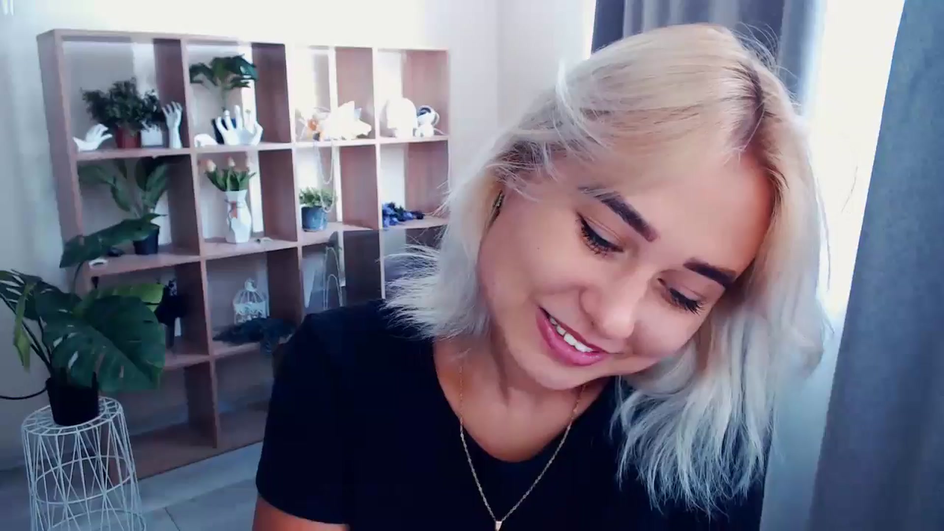 Gallery image thumbnail from Kukla_kolduna's myfreecams stream on, 07/08/2024, 14:08 image 15 of 20