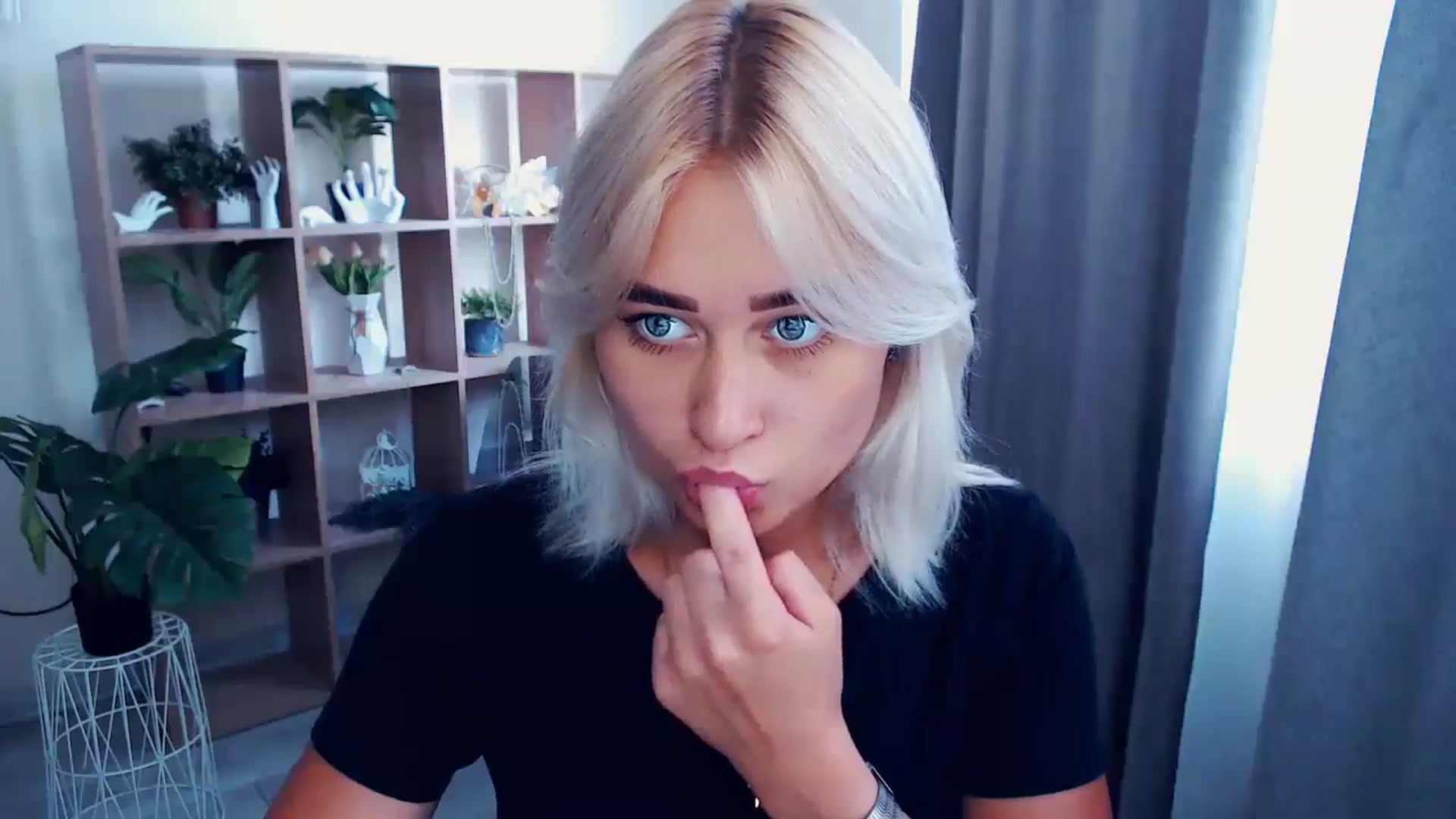 Gallery image thumbnail from Kukla_kolduna's myfreecams stream on, 07/08/2024, 14:08 image 19 of 20