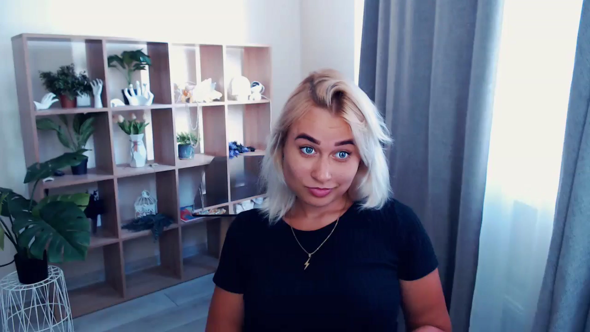 Gallery image thumbnail from Kukla_kolduna's myfreecams stream on, 07/08/2024, 15:38 image 16 of 20