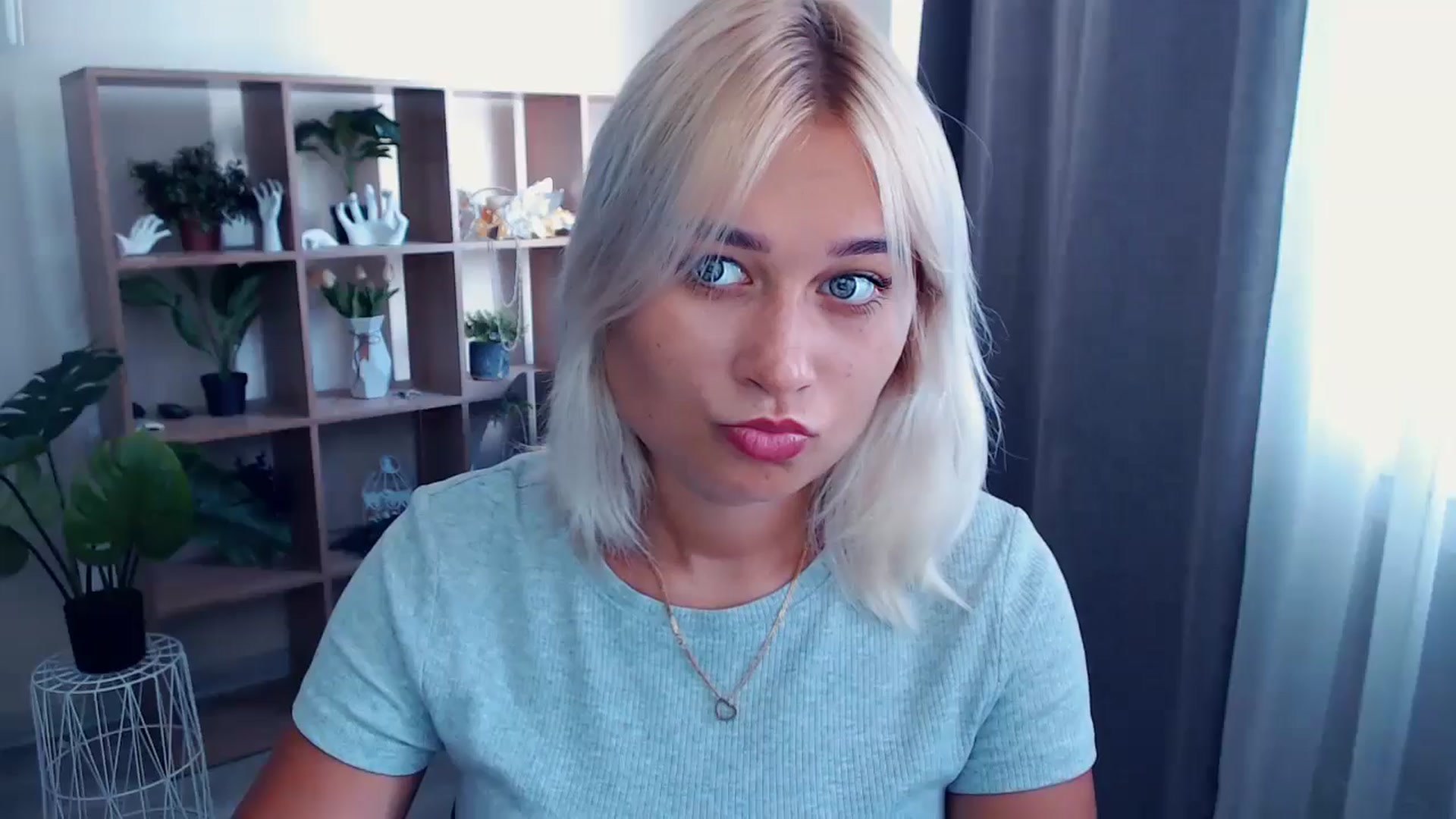 Gallery image thumbnail from Kukla_kolduna's myfreecams stream on, 07/11/2024, 14:43 image 11 of 20