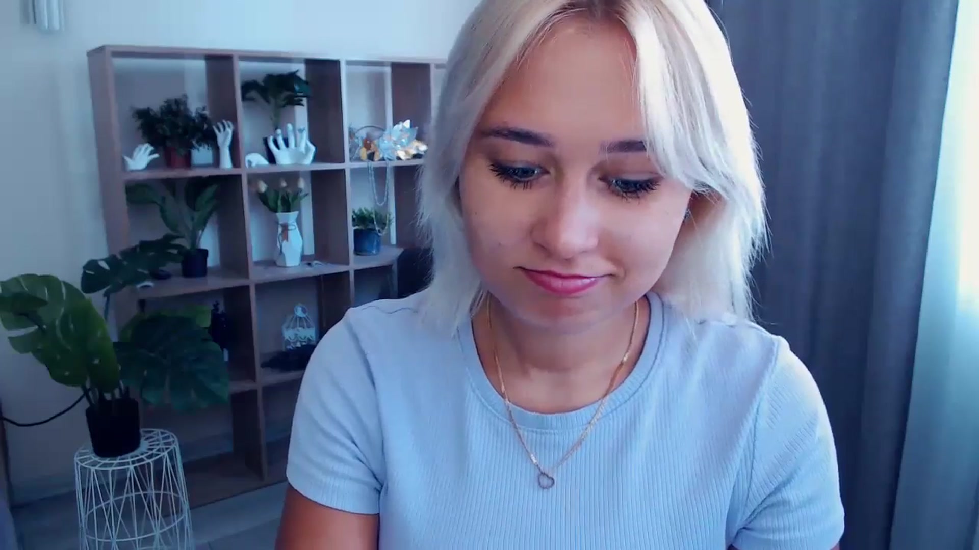 Gallery image thumbnail from Kukla_kolduna's myfreecams stream on, 07/12/2024, 09:24 image 7 of 20