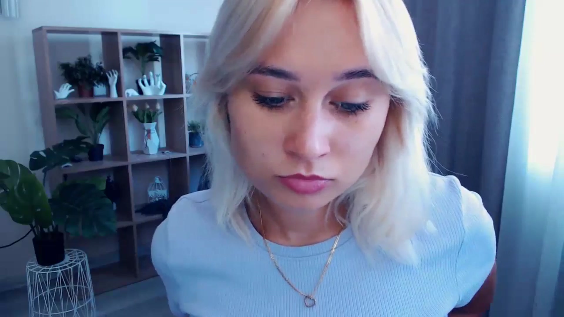 Gallery image thumbnail from Kukla_kolduna's myfreecams stream on, 07/12/2024, 09:24 image 12 of 20