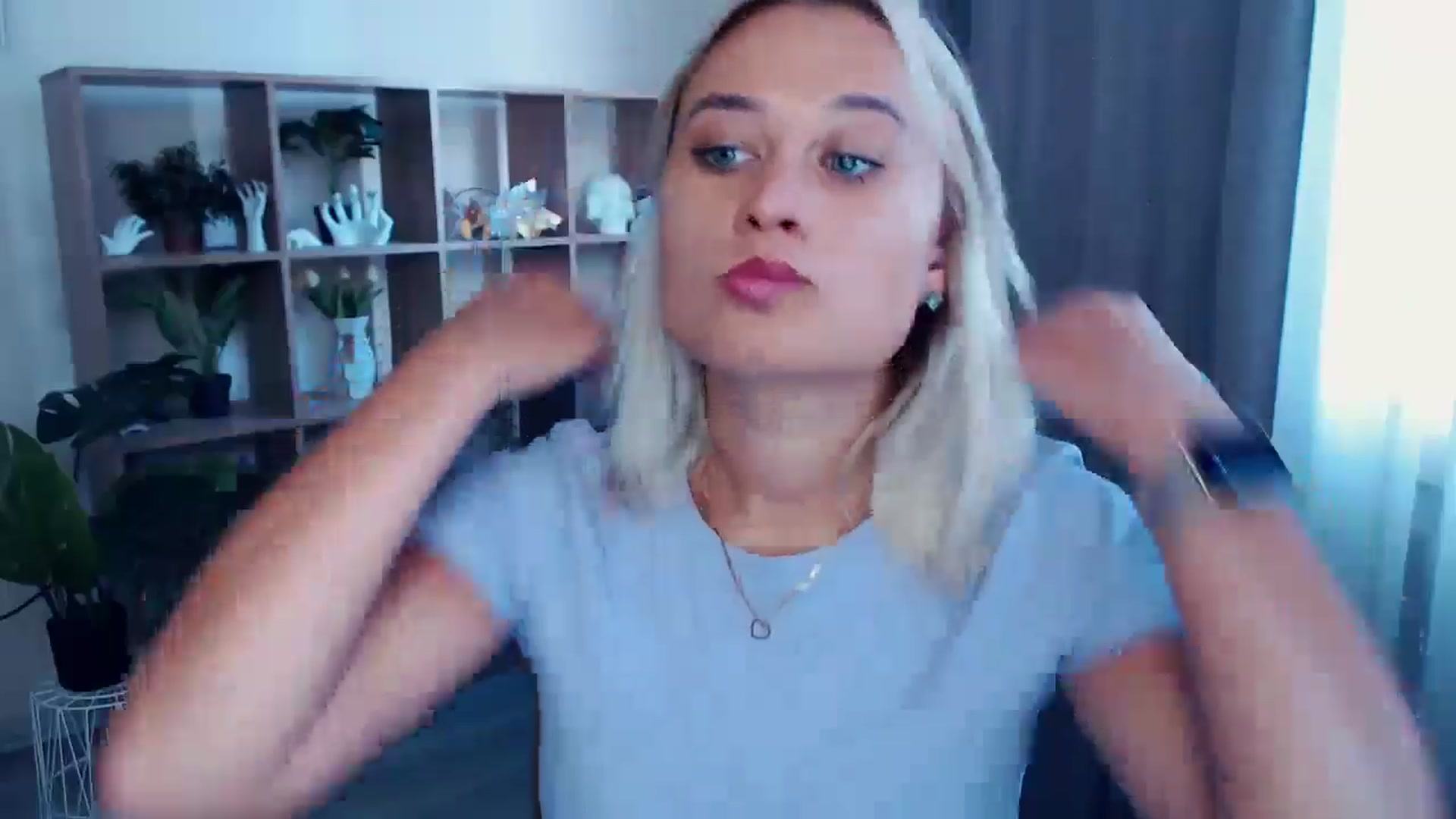 Gallery image thumbnail from Kukla_kolduna's myfreecams stream on, 07/12/2024, 17:15 image 4 of 20
