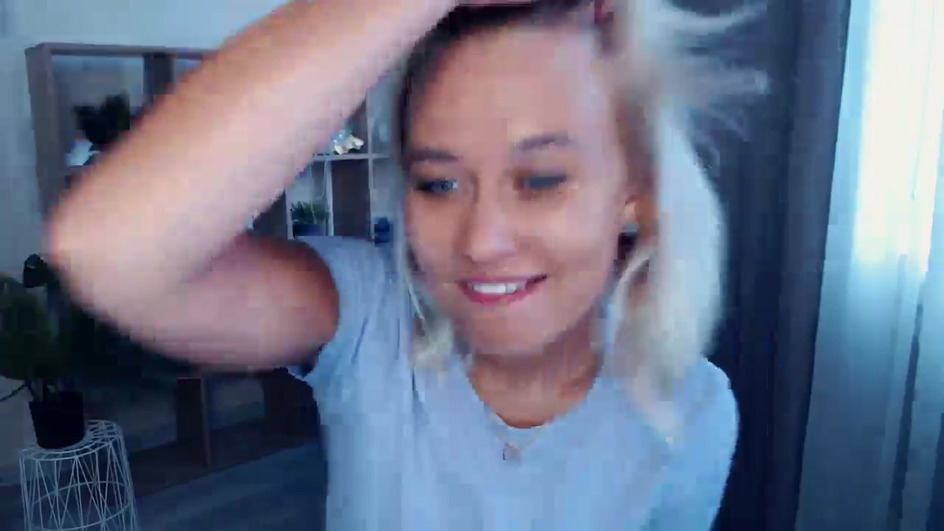 Gallery image thumbnail from Kukla_kolduna's myfreecams stream on, 07/12/2024, 17:15 image 11 of 20
