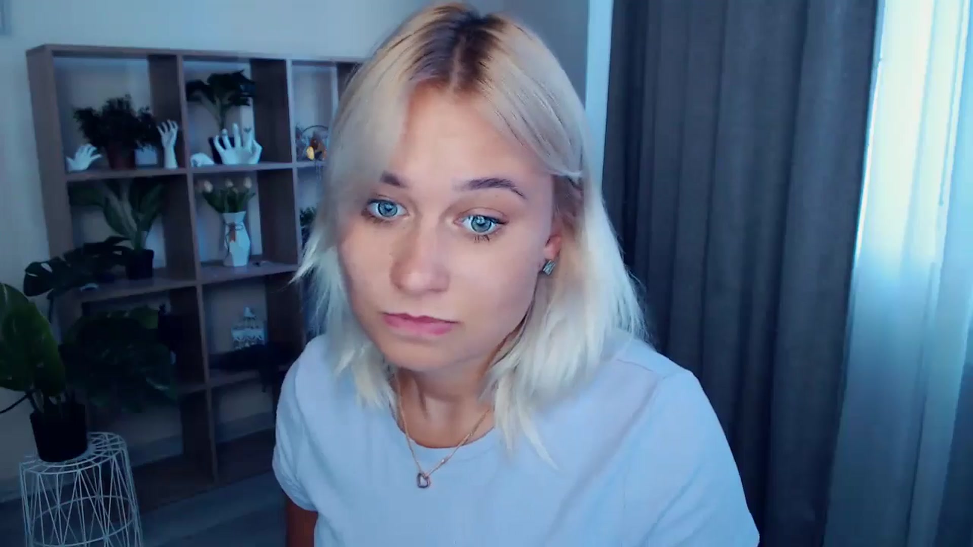 Gallery image thumbnail from Kukla_kolduna's myfreecams stream on, 07/12/2024, 17:15 image 19 of 20