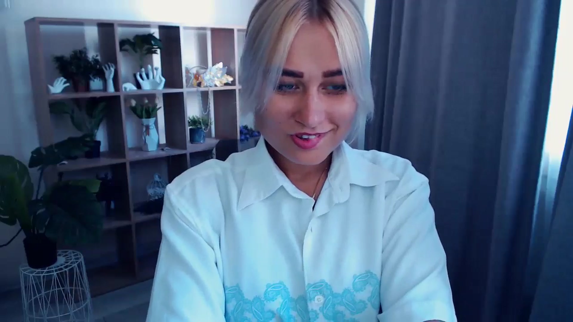 Gallery image thumbnail from Kukla_kolduna's myfreecams stream on, 07/13/2024, 12:27 image 13 of 20