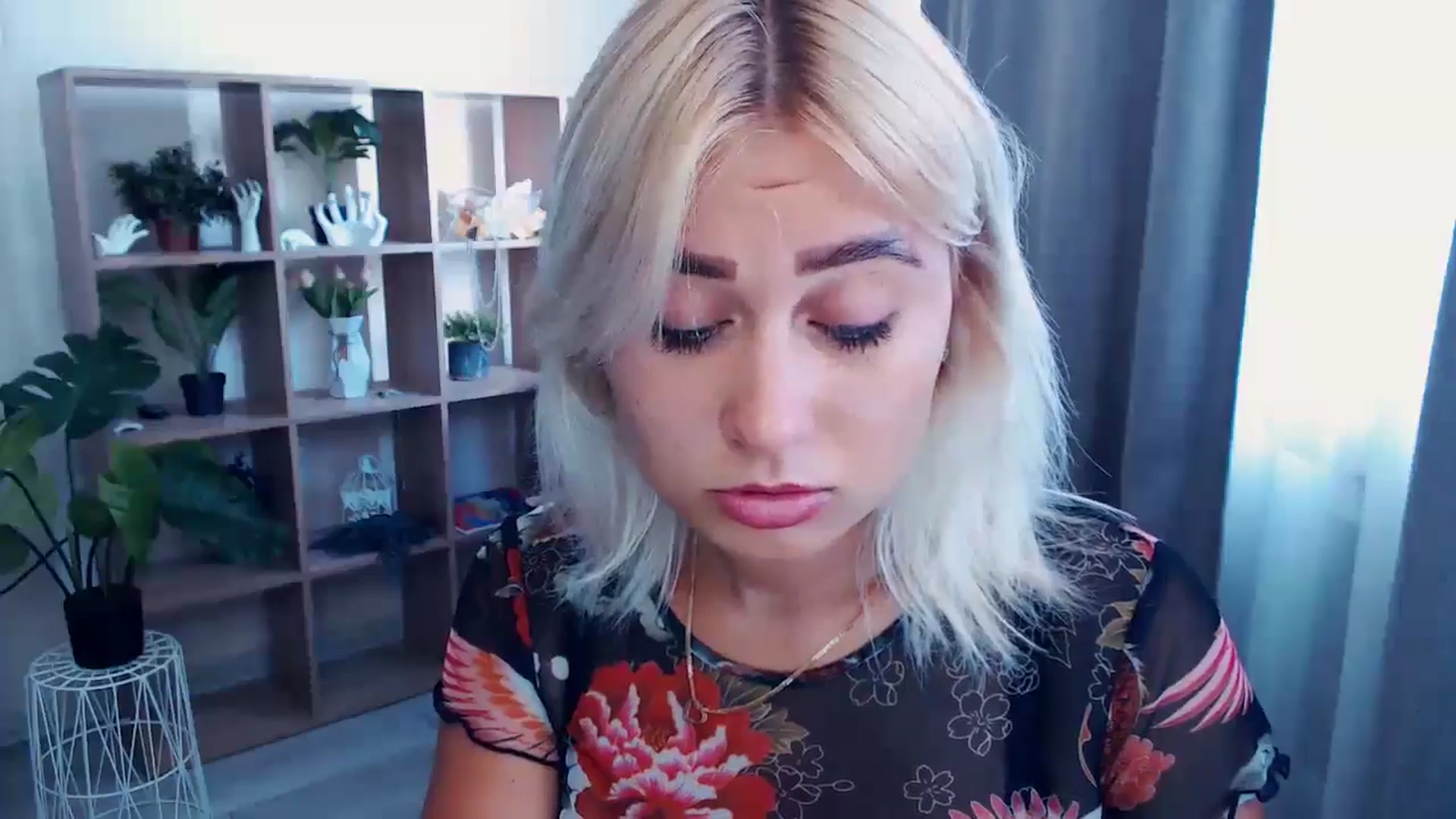 Gallery image thumbnail from Kukla_kolduna's myfreecams stream on, 07/14/2024, 11:46 image 13 of 20