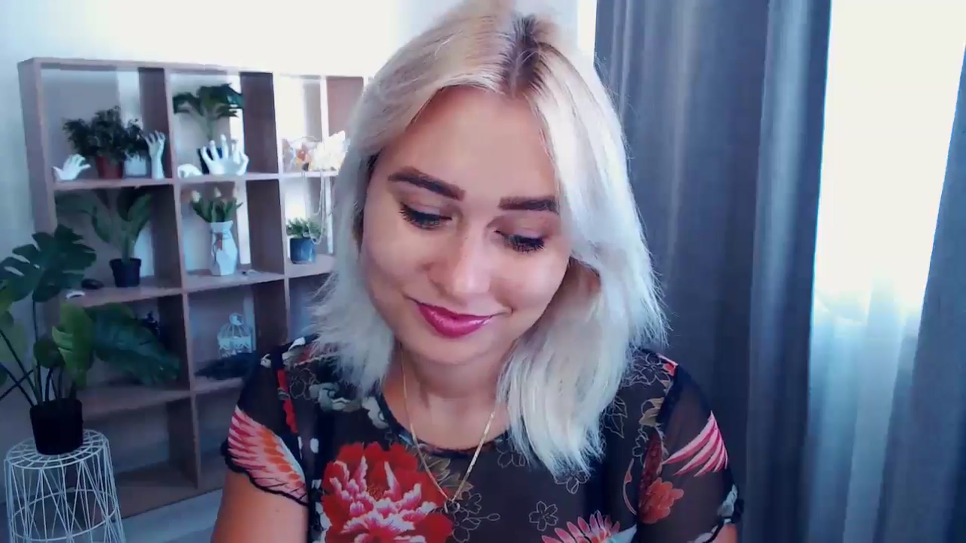 Gallery image thumbnail from Kukla_kolduna's myfreecams stream on, 07/14/2024, 13:01 image 6 of 20