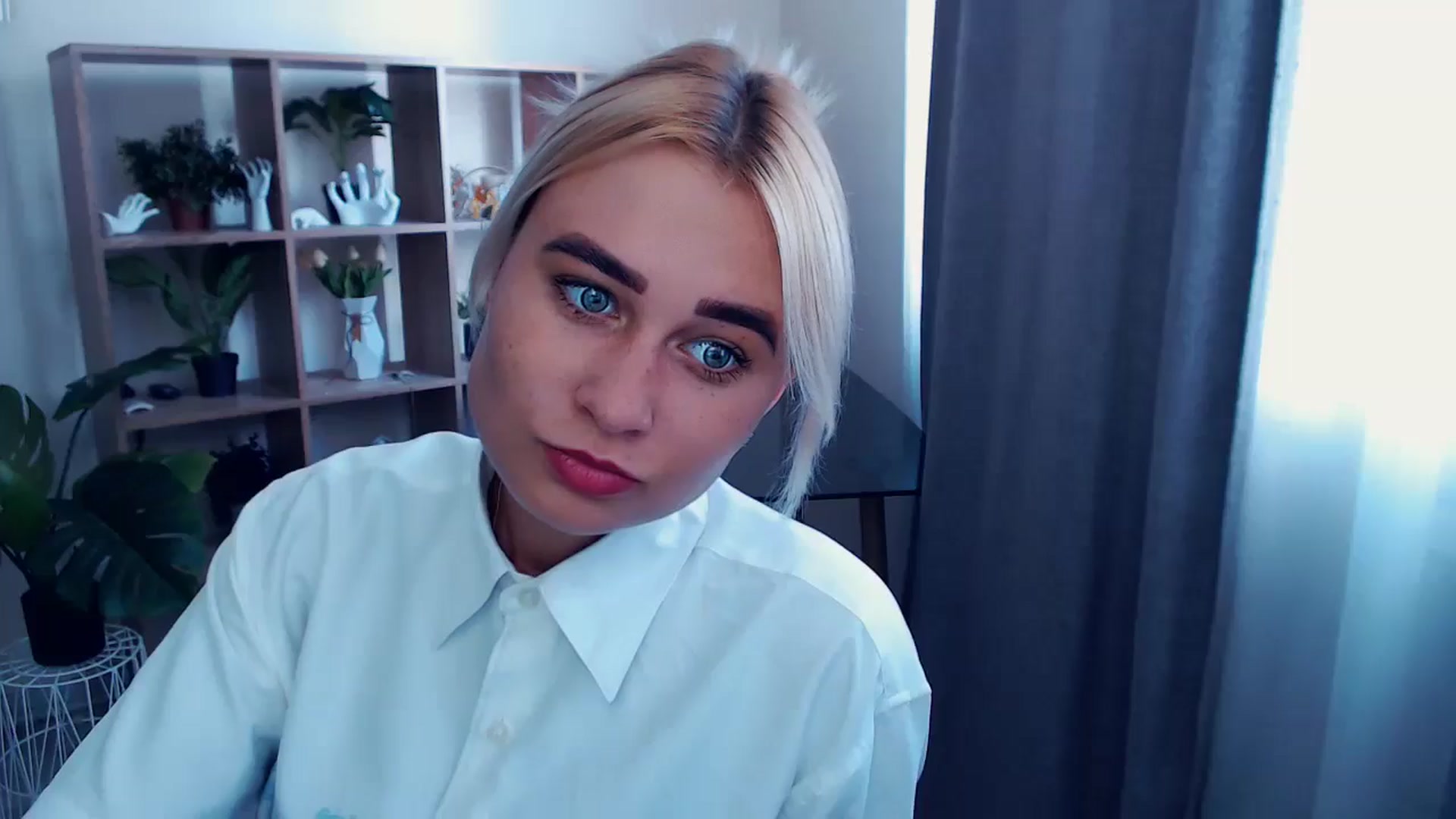 Gallery image thumbnail from Kukla_kolduna's myfreecams stream on, 07/17/2024, 11:16 image 1 of 20