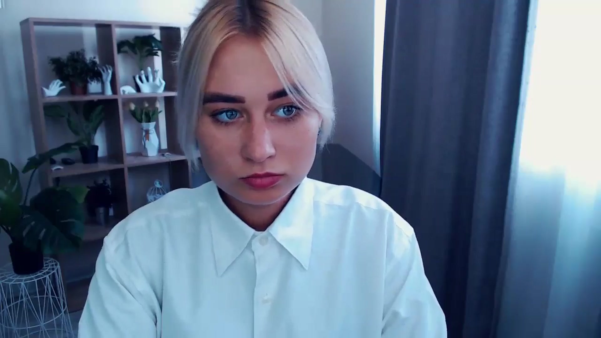 Gallery image thumbnail from Kukla_kolduna's myfreecams stream on, 07/17/2024, 11:16 image 15 of 20
