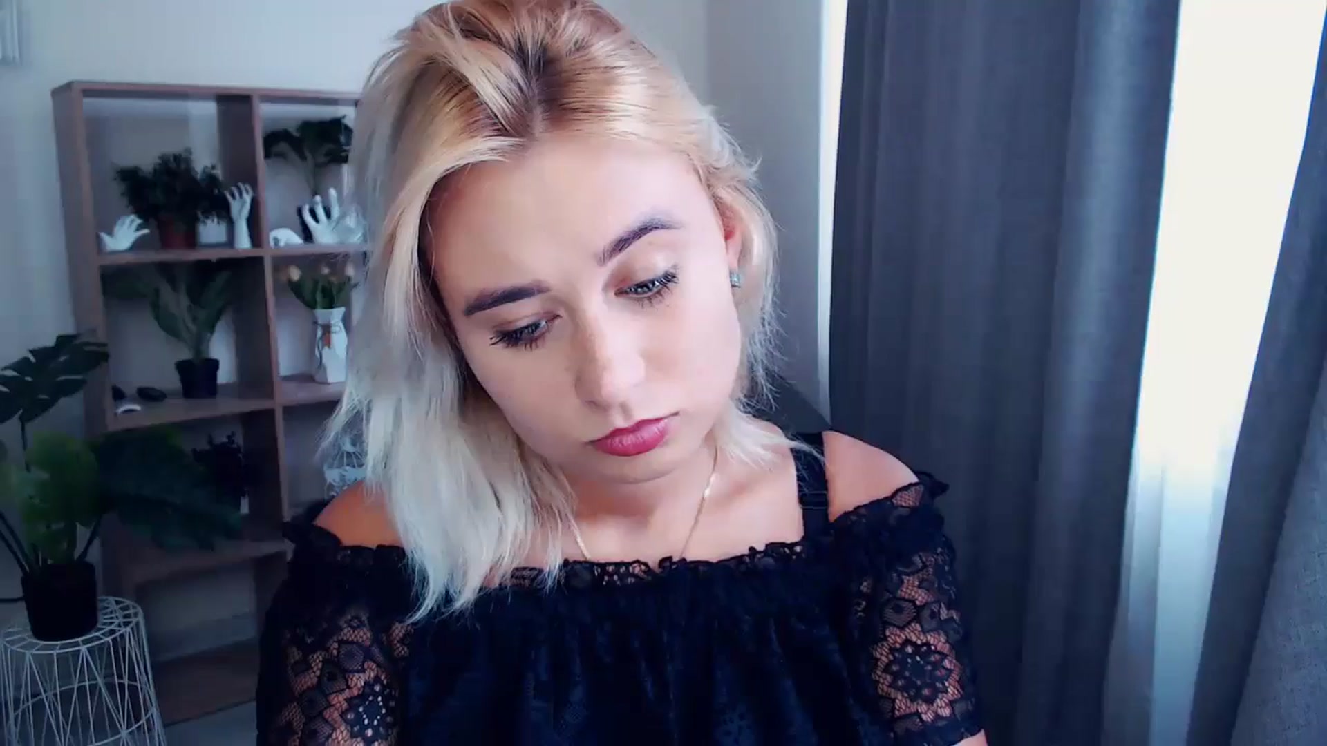 Gallery image thumbnail from Kukla_kolduna's myfreecams stream on, 07/18/2024, 13:58 image 5 of 20