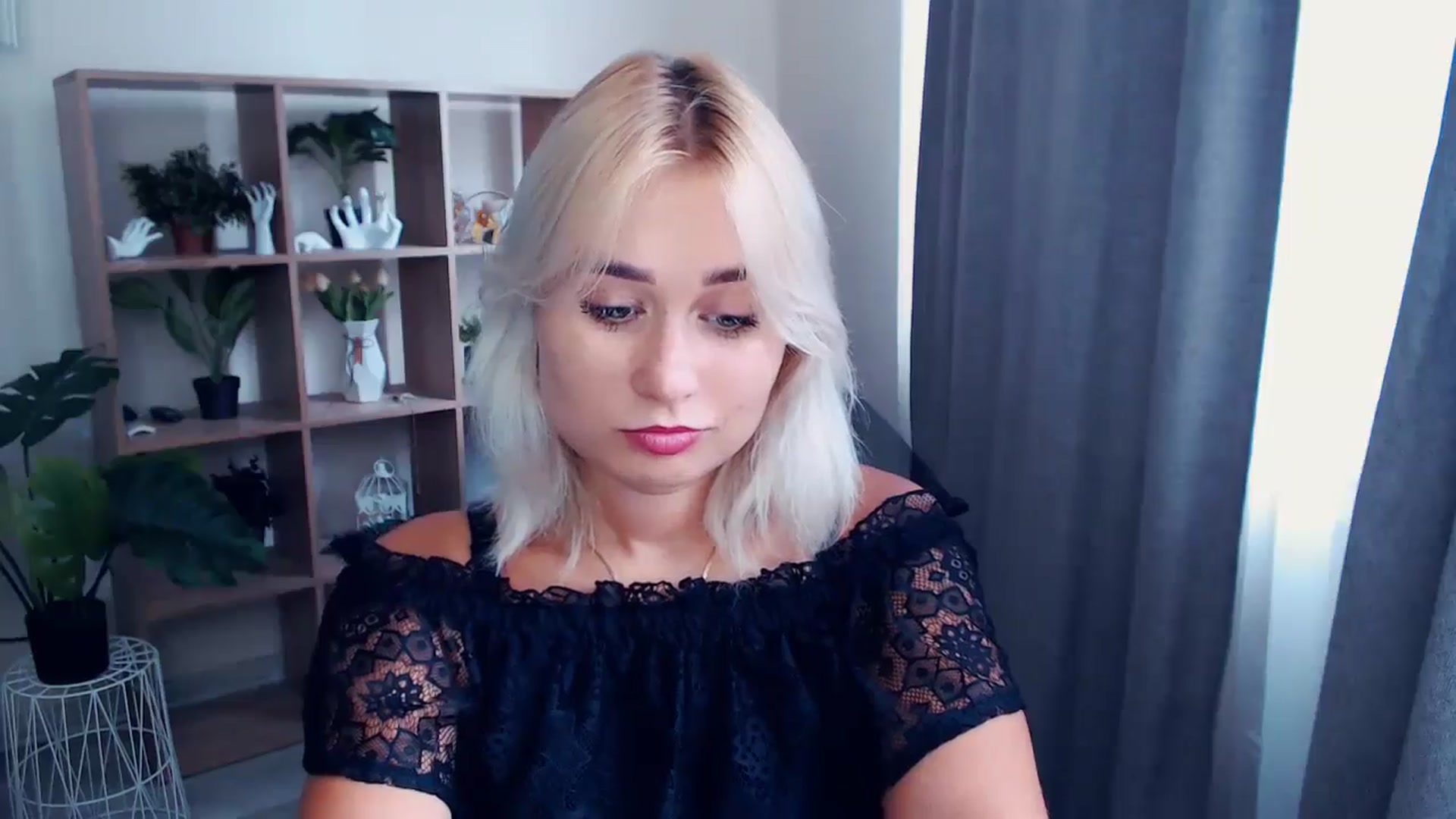 Gallery image thumbnail from Kukla_kolduna's myfreecams stream on, 07/18/2024, 13:58 image 12 of 20