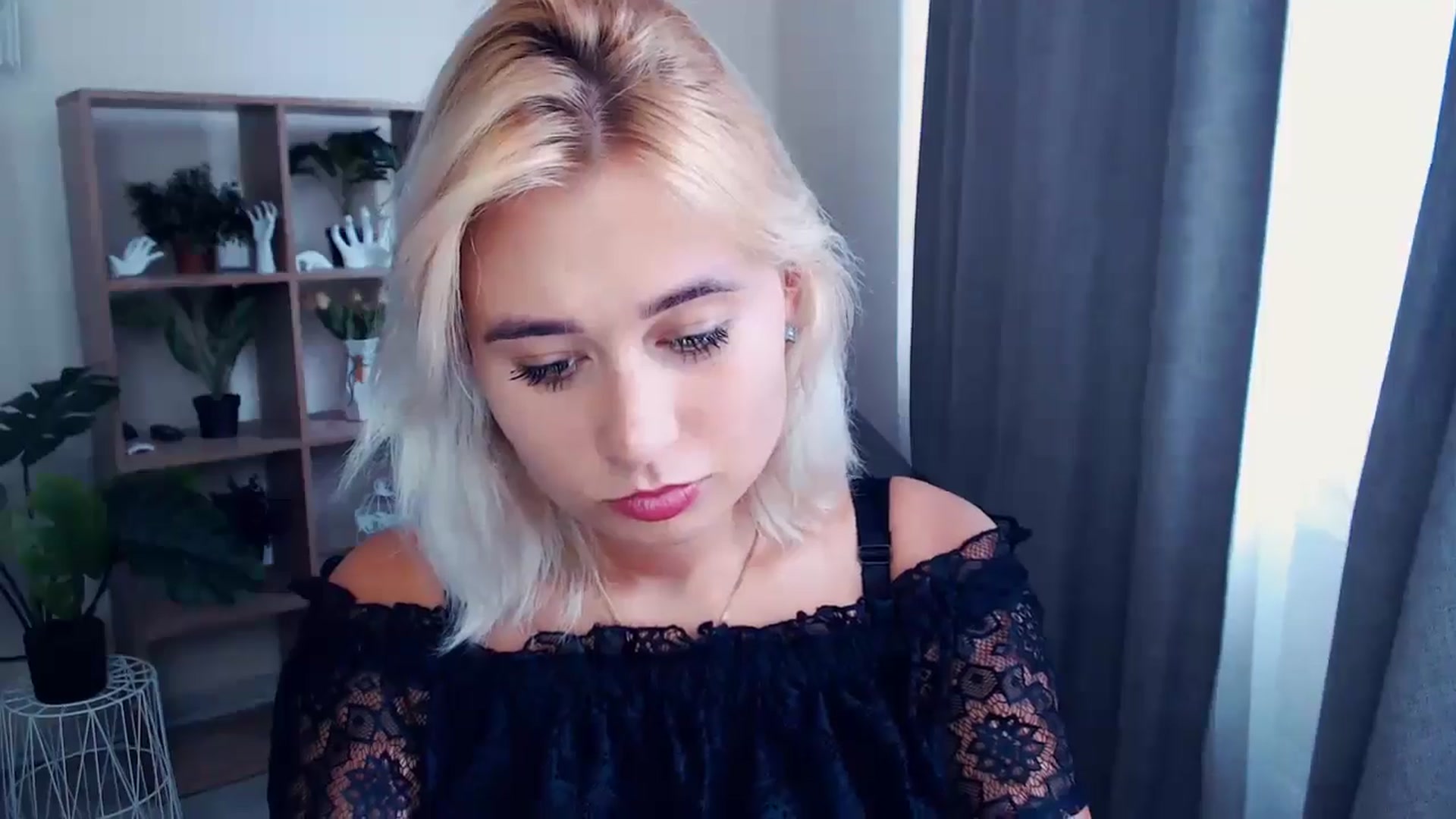 Gallery image thumbnail from Kukla_kolduna's myfreecams stream on, 07/18/2024, 13:58 image 6 of 20