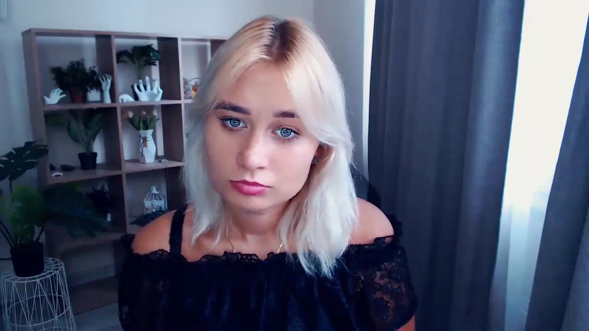 Gallery image thumbnail from Kukla_kolduna's myfreecams stream on, 07/18/2024, 13:58 image 13 of 20