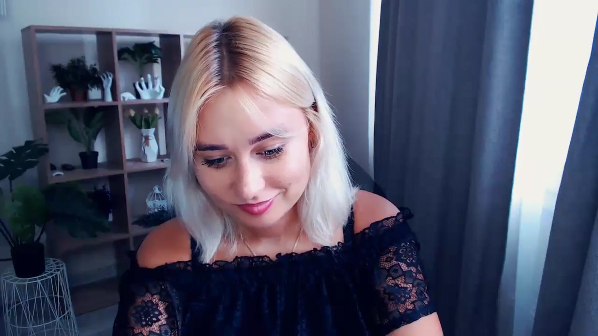Gallery image thumbnail from Kukla_kolduna's myfreecams stream on, 07/18/2024, 13:58 image 19 of 20