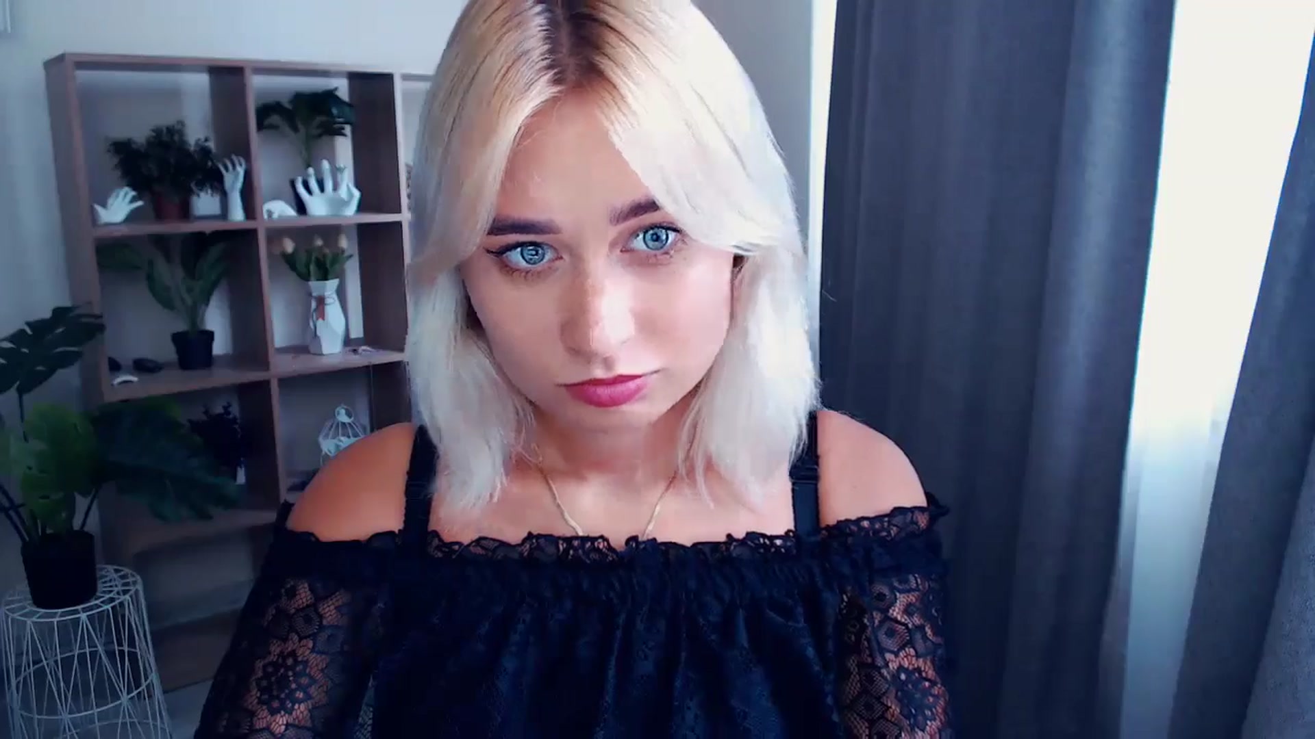 Gallery image thumbnail from Kukla_kolduna's myfreecams stream on, 07/18/2024, 15:32 image 11 of 20