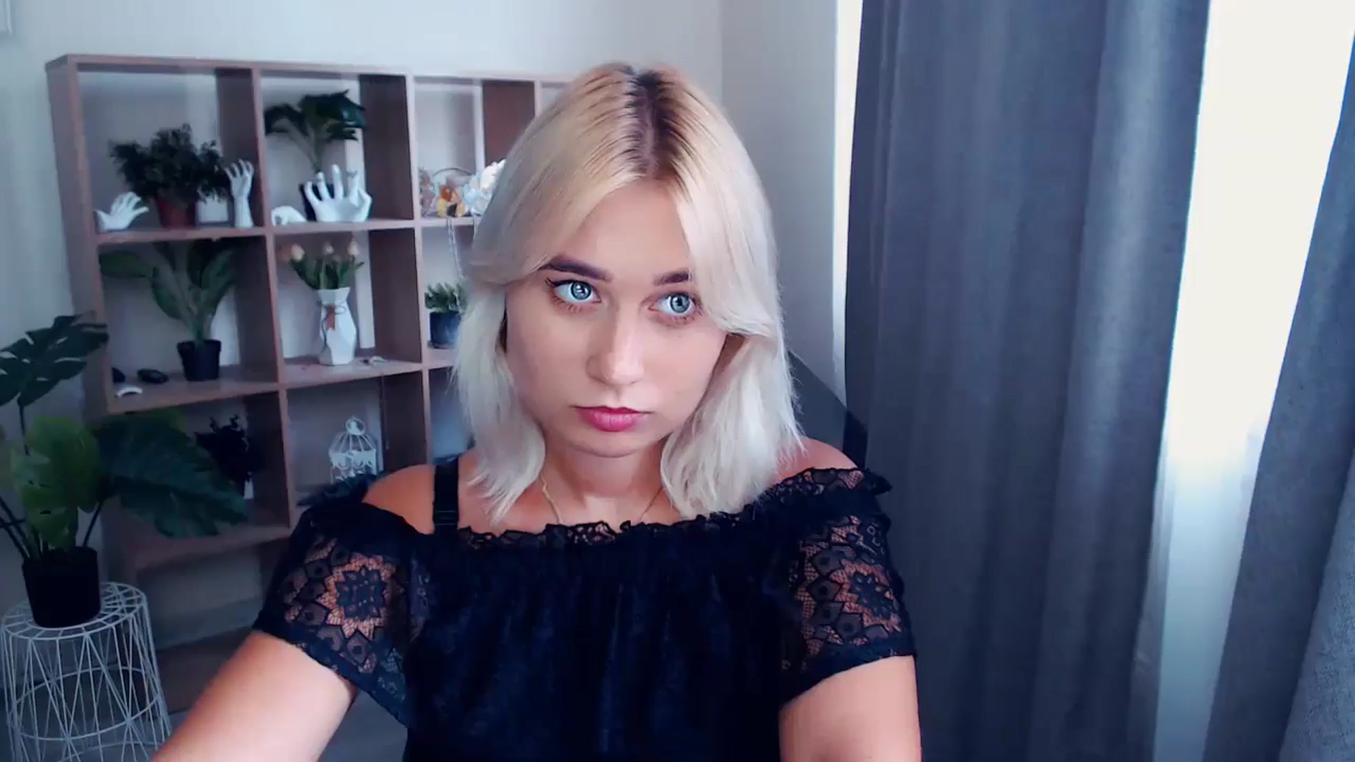 Gallery image thumbnail from Kukla_kolduna's myfreecams stream on, 07/18/2024, 15:32 image 10 of 20