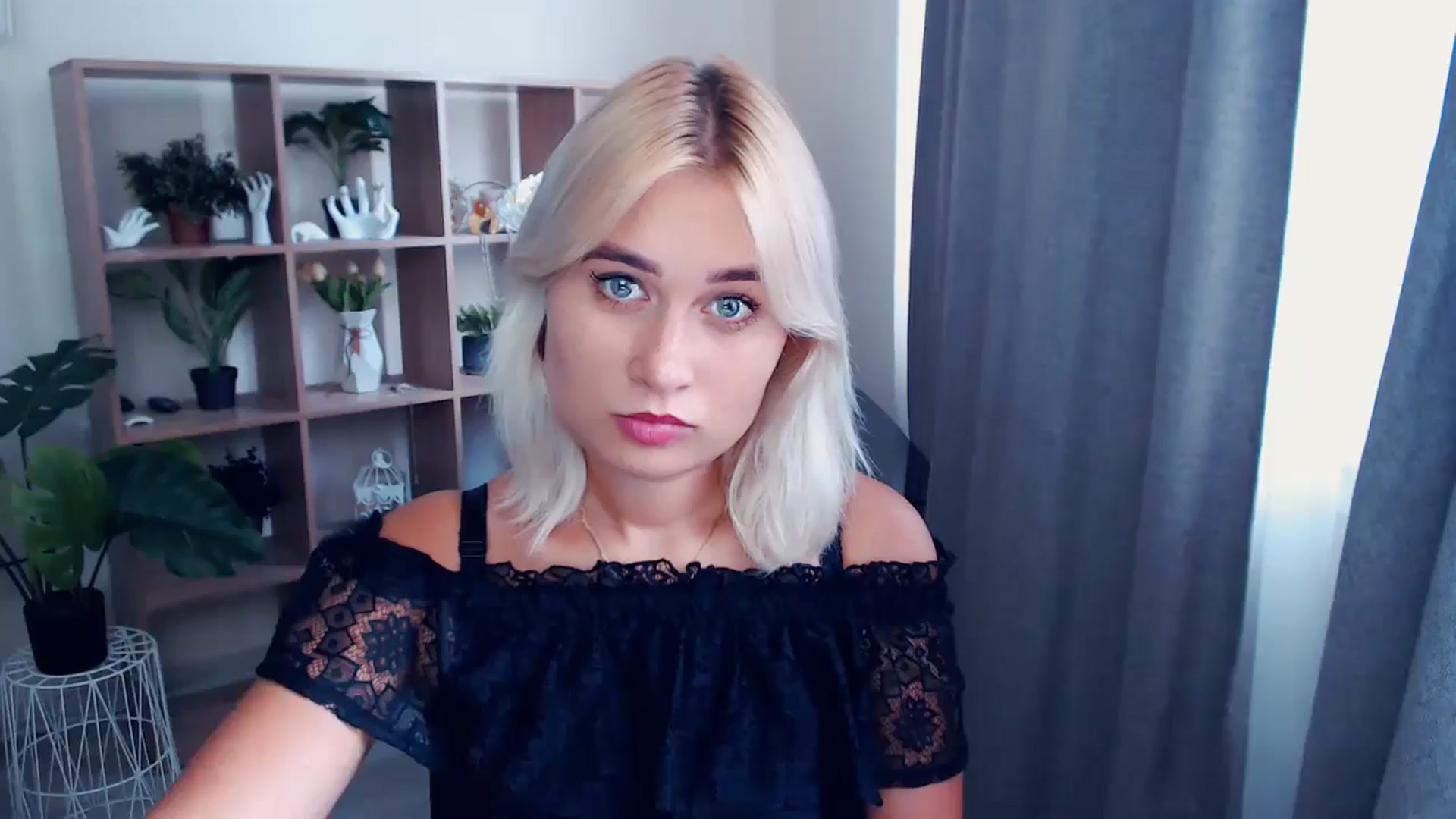 Gallery image thumbnail from Kukla_kolduna's myfreecams stream on, 07/18/2024, 15:32 image 9 of 20
