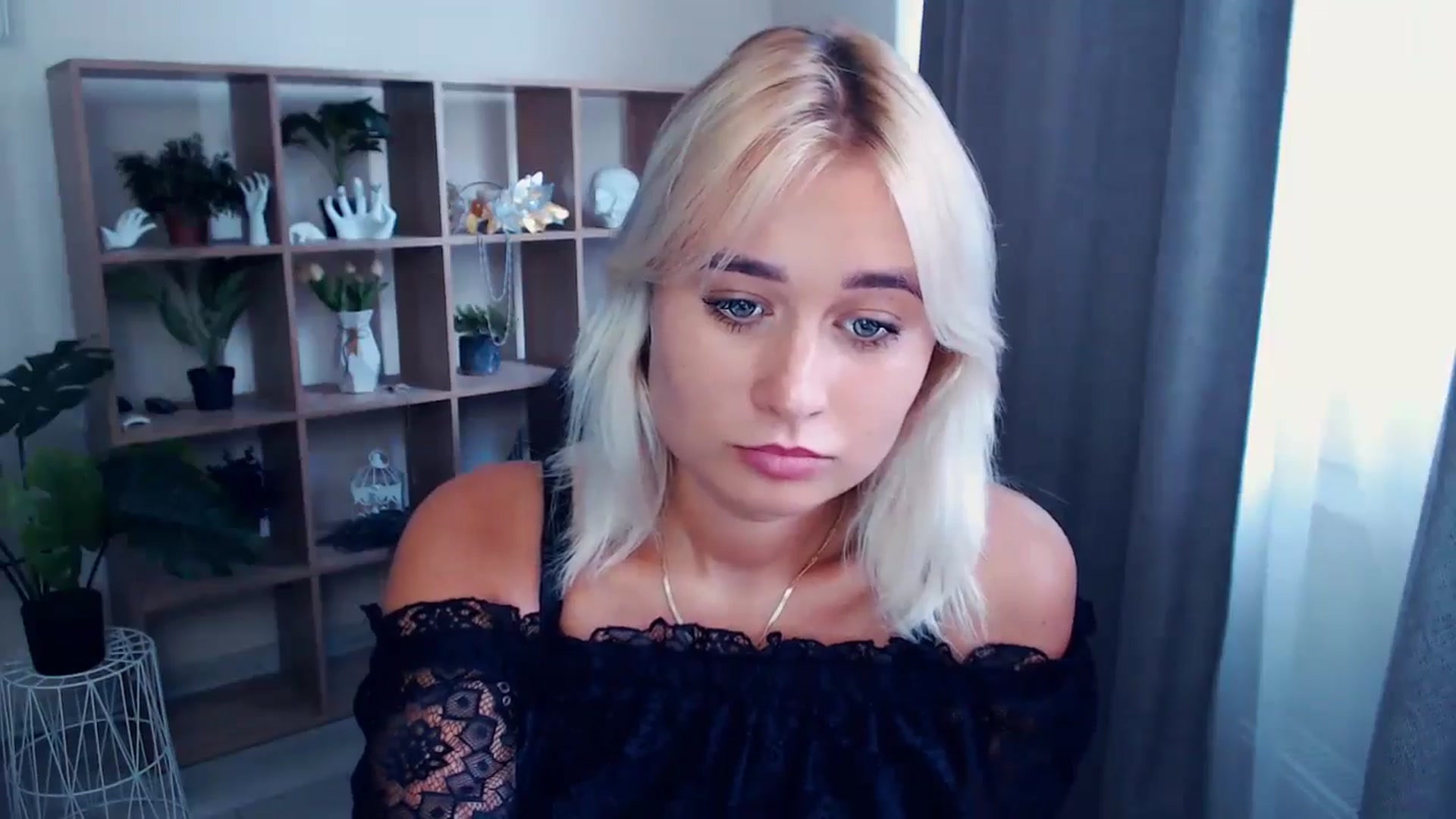 Gallery image thumbnail from Kukla_kolduna's myfreecams stream on, 07/18/2024, 16:25 image 5 of 20