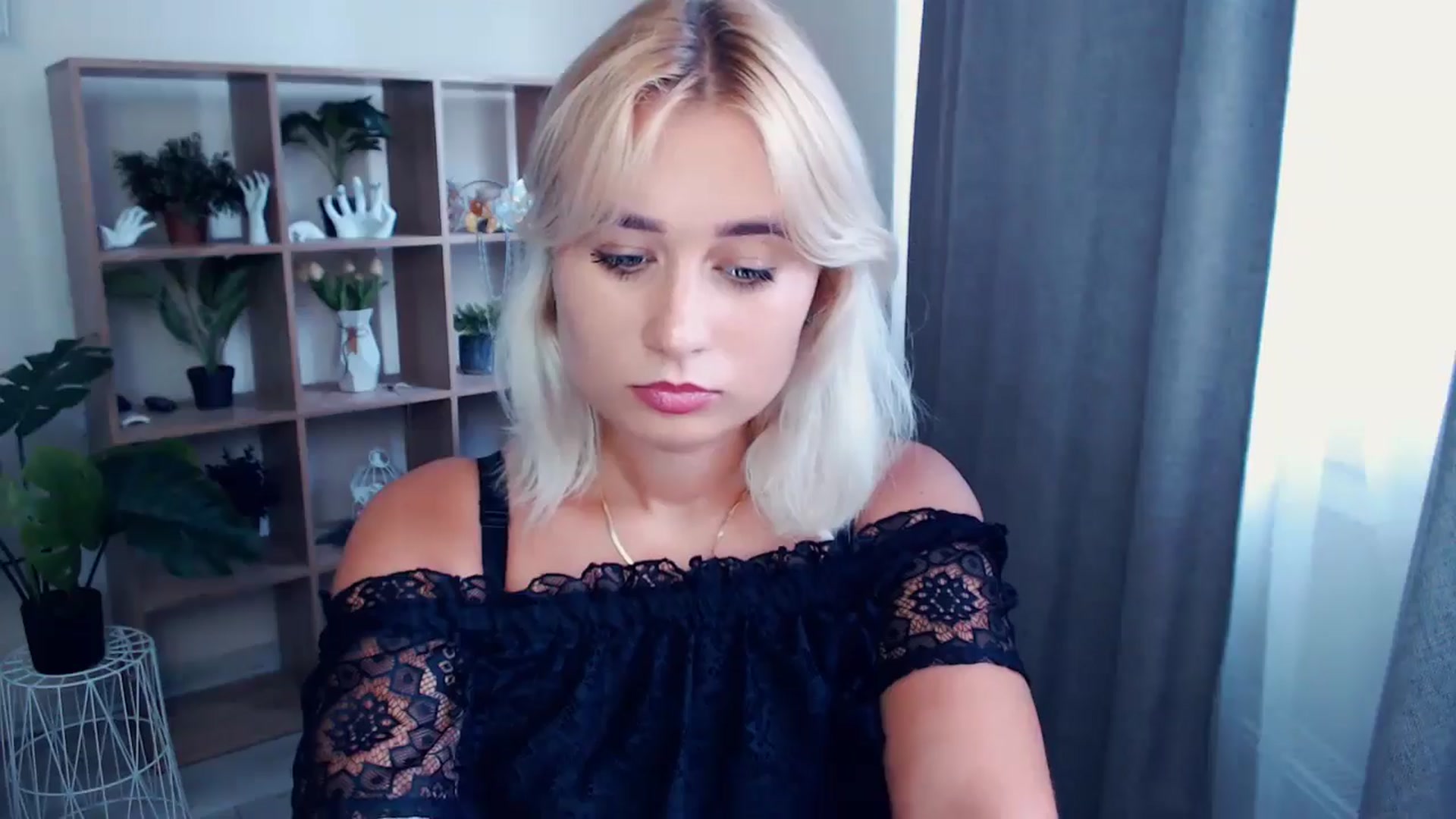 Gallery image thumbnail from Kukla_kolduna's myfreecams stream on, 07/18/2024, 16:25 image 9 of 20