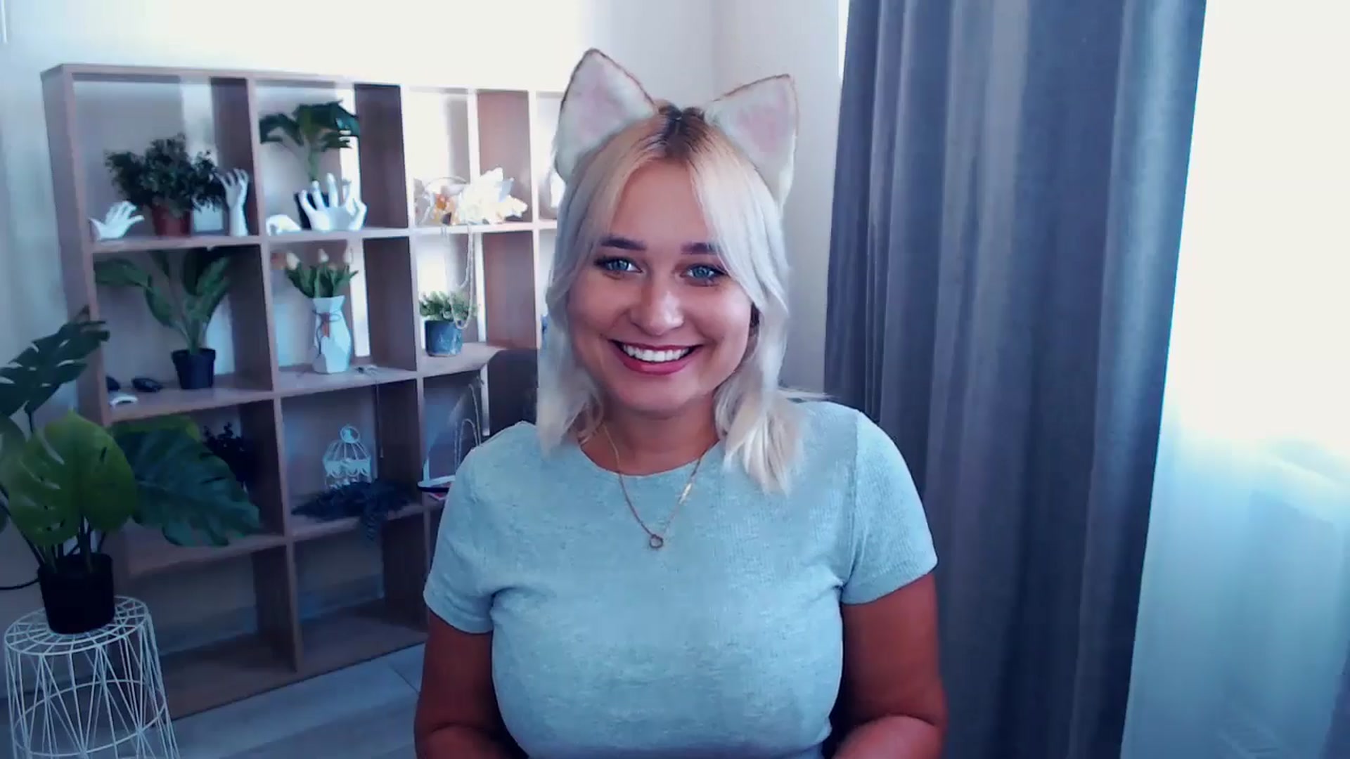 Gallery image thumbnail from Kukla_kolduna's myfreecams stream on, 07/19/2024, 14:31 image 13 of 20