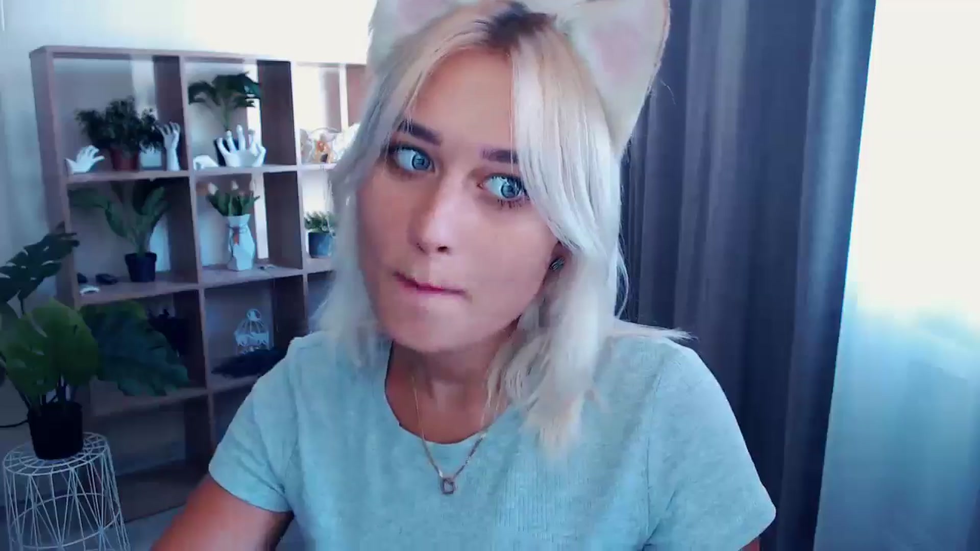 Gallery image thumbnail from Kukla_kolduna's myfreecams stream on, 07/19/2024, 14:31 image 11 of 20