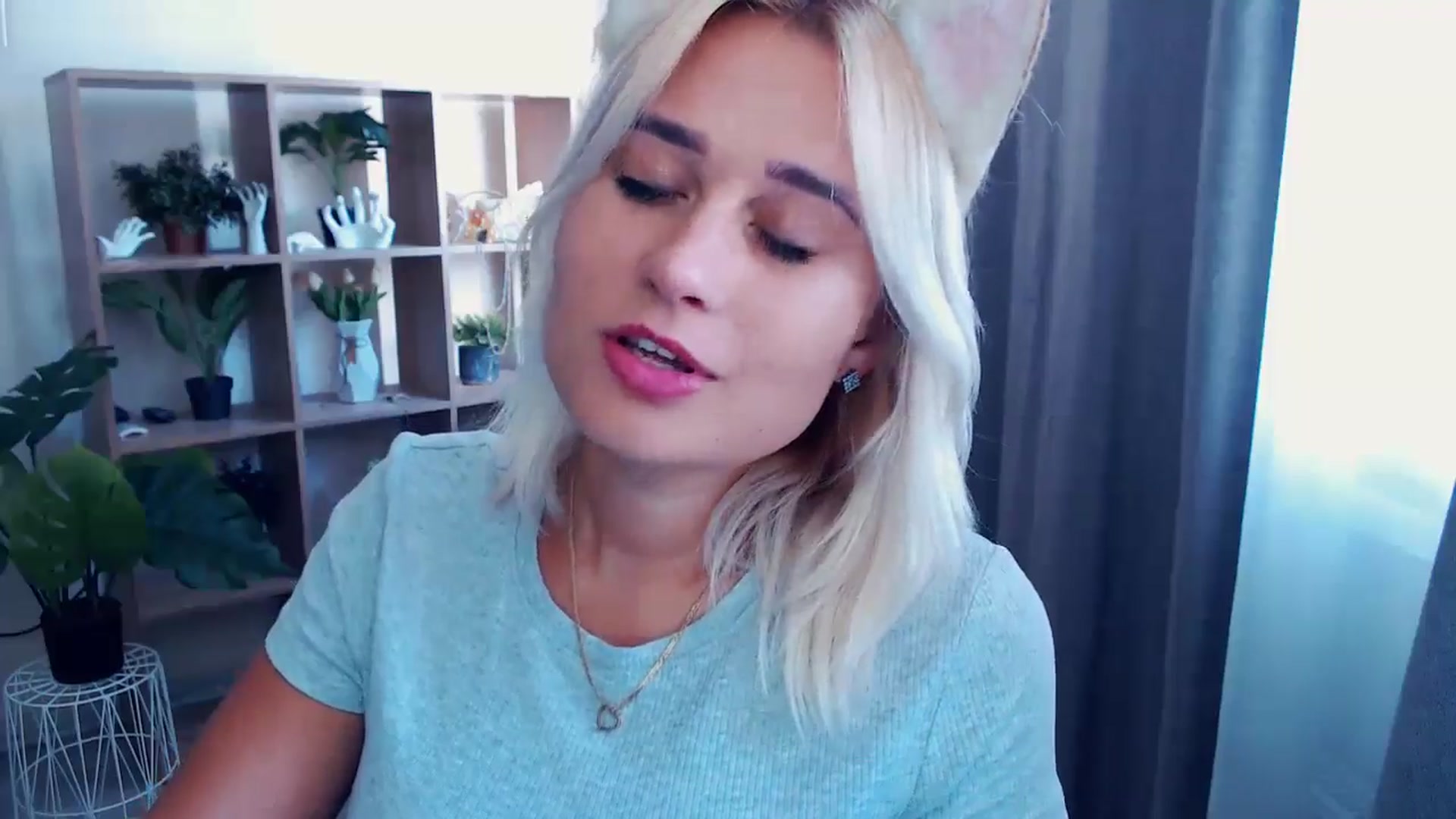 Gallery image thumbnail from Kukla_kolduna's myfreecams stream on, 07/19/2024, 14:31 image 7 of 20
