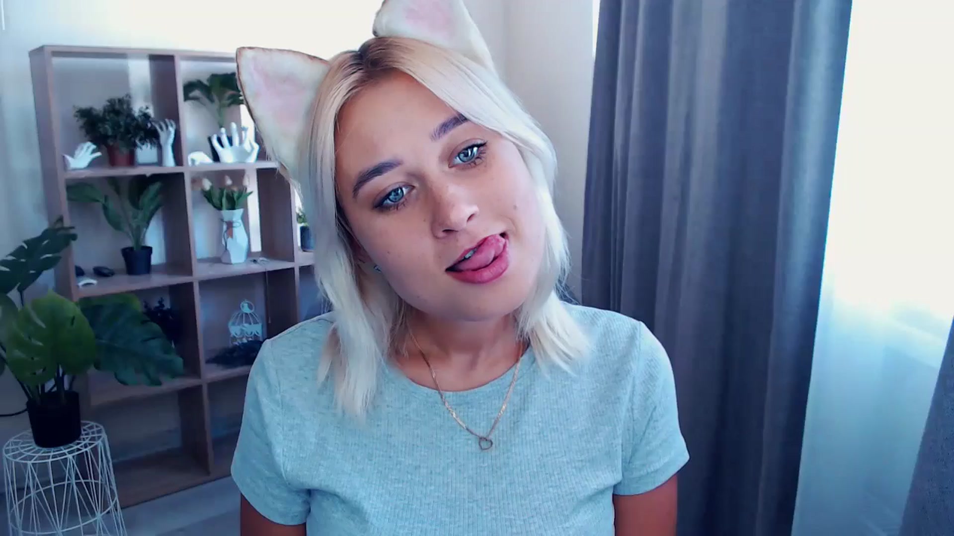 Gallery image thumbnail from Kukla_kolduna's myfreecams stream on, 07/19/2024, 14:31 image 6 of 20