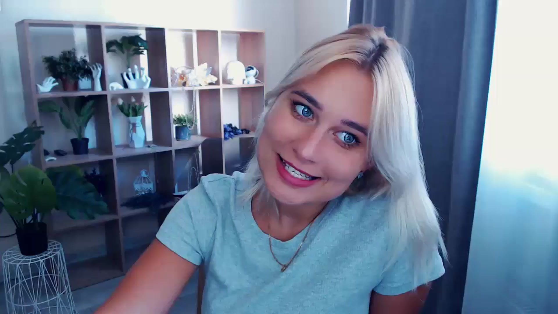 Gallery image thumbnail from Kukla_kolduna's myfreecams stream on, 07/19/2024, 15:29 image 12 of 20