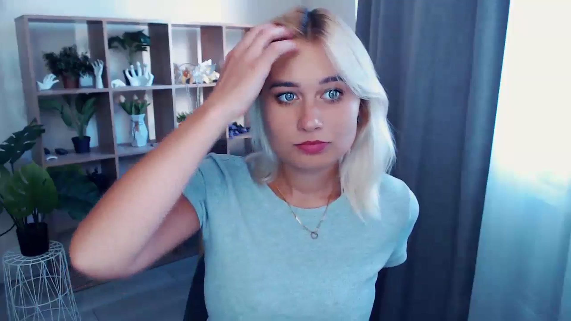 Gallery image thumbnail from Kukla_kolduna's myfreecams stream on, 07/19/2024, 16:40 image 10 of 20