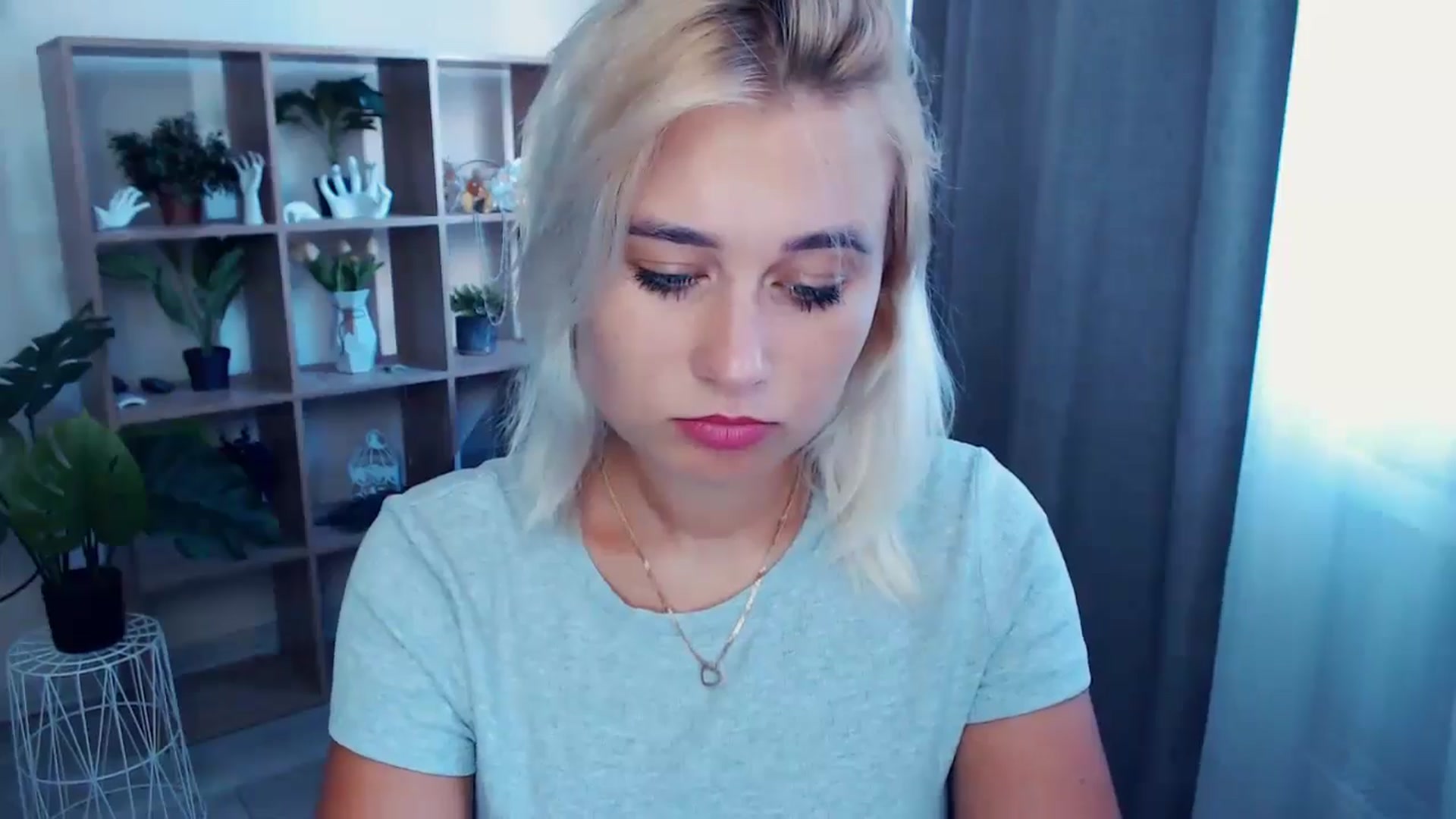 Gallery image thumbnail from Kukla_kolduna's myfreecams stream on, 07/19/2024, 16:40 image 14 of 20