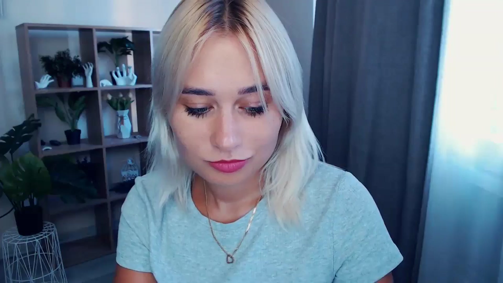 Gallery image thumbnail from Kukla_kolduna's myfreecams stream on, 07/19/2024, 17:13 image 4 of 20