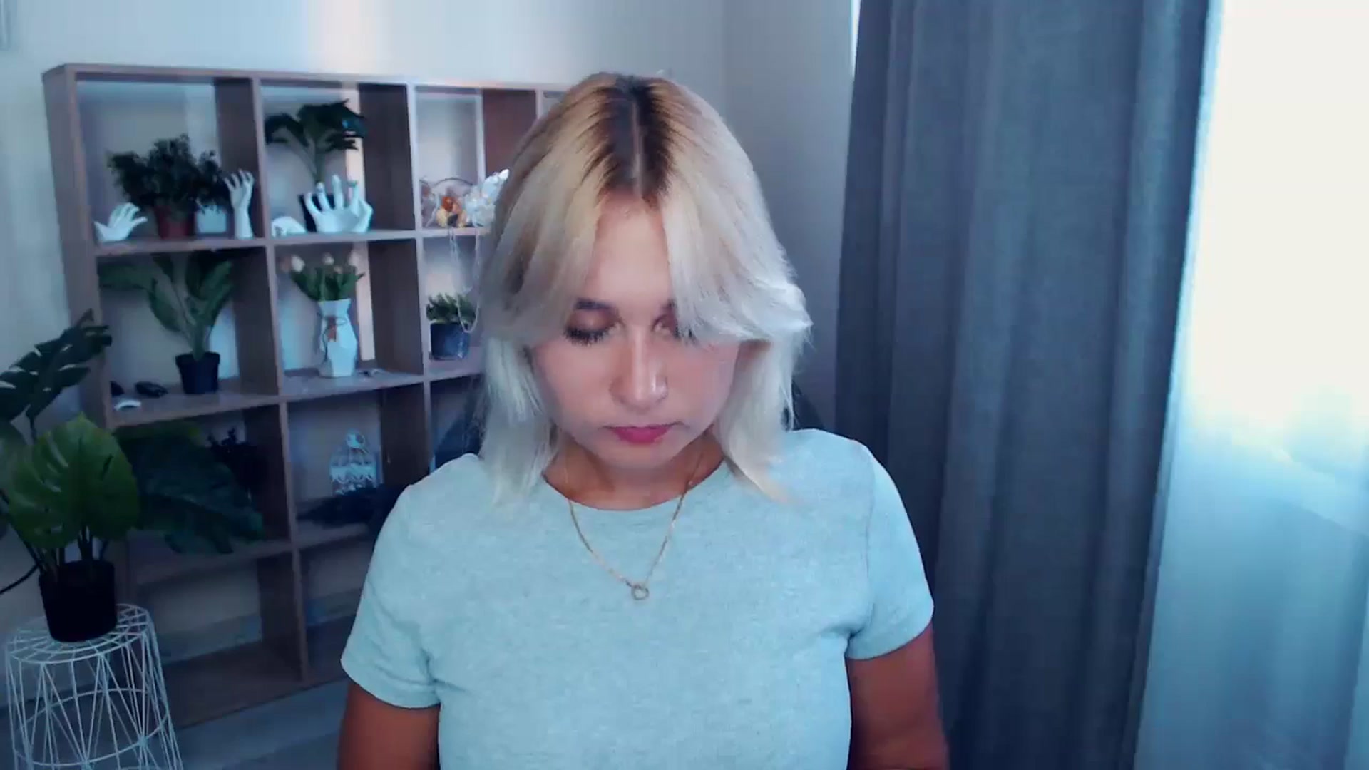 Gallery image thumbnail from Kukla_kolduna's myfreecams stream on, 07/19/2024, 17:13 image 13 of 20