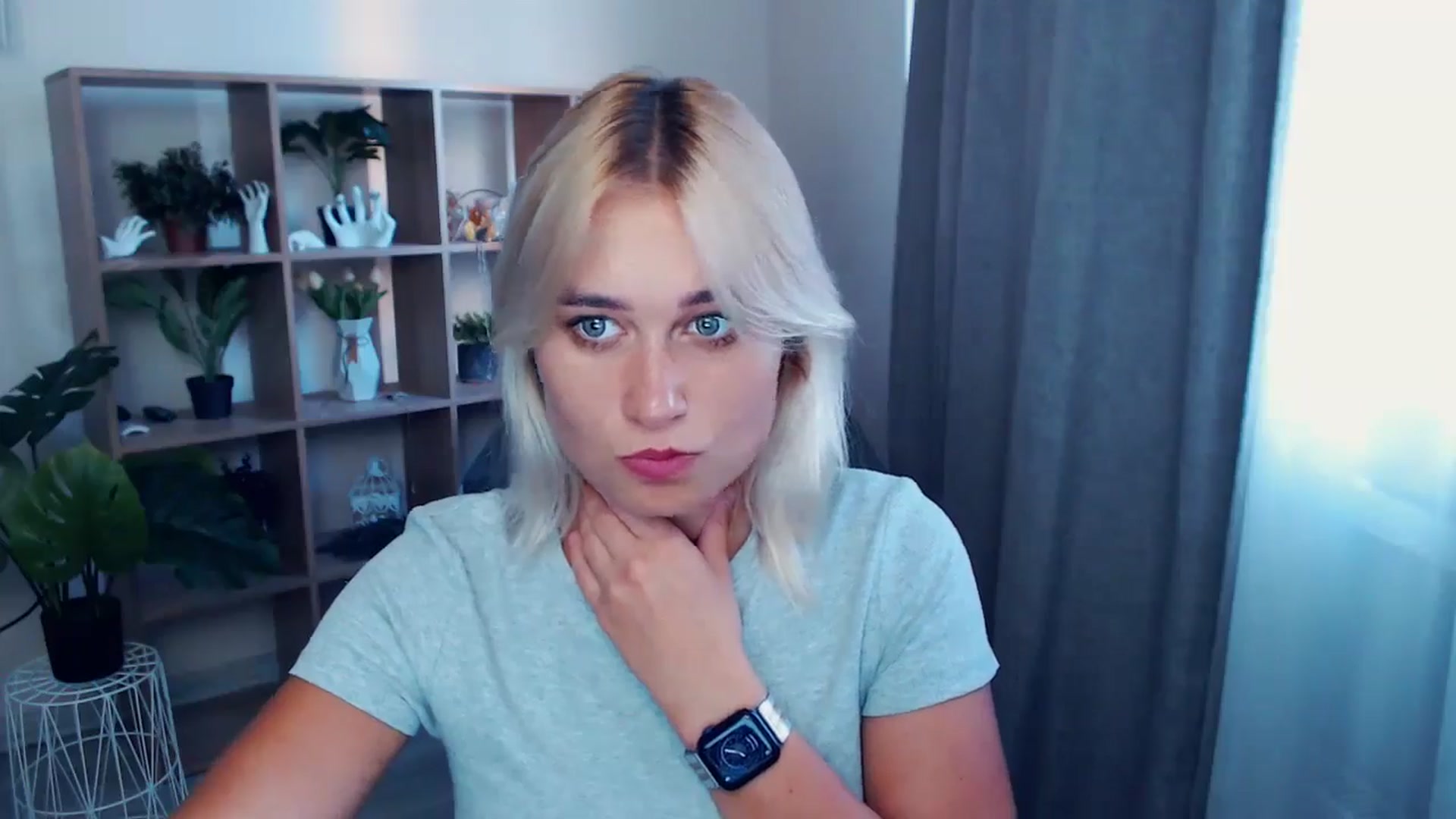 Gallery image thumbnail from Kukla_kolduna's myfreecams stream on, 07/19/2024, 17:13 image 16 of 20