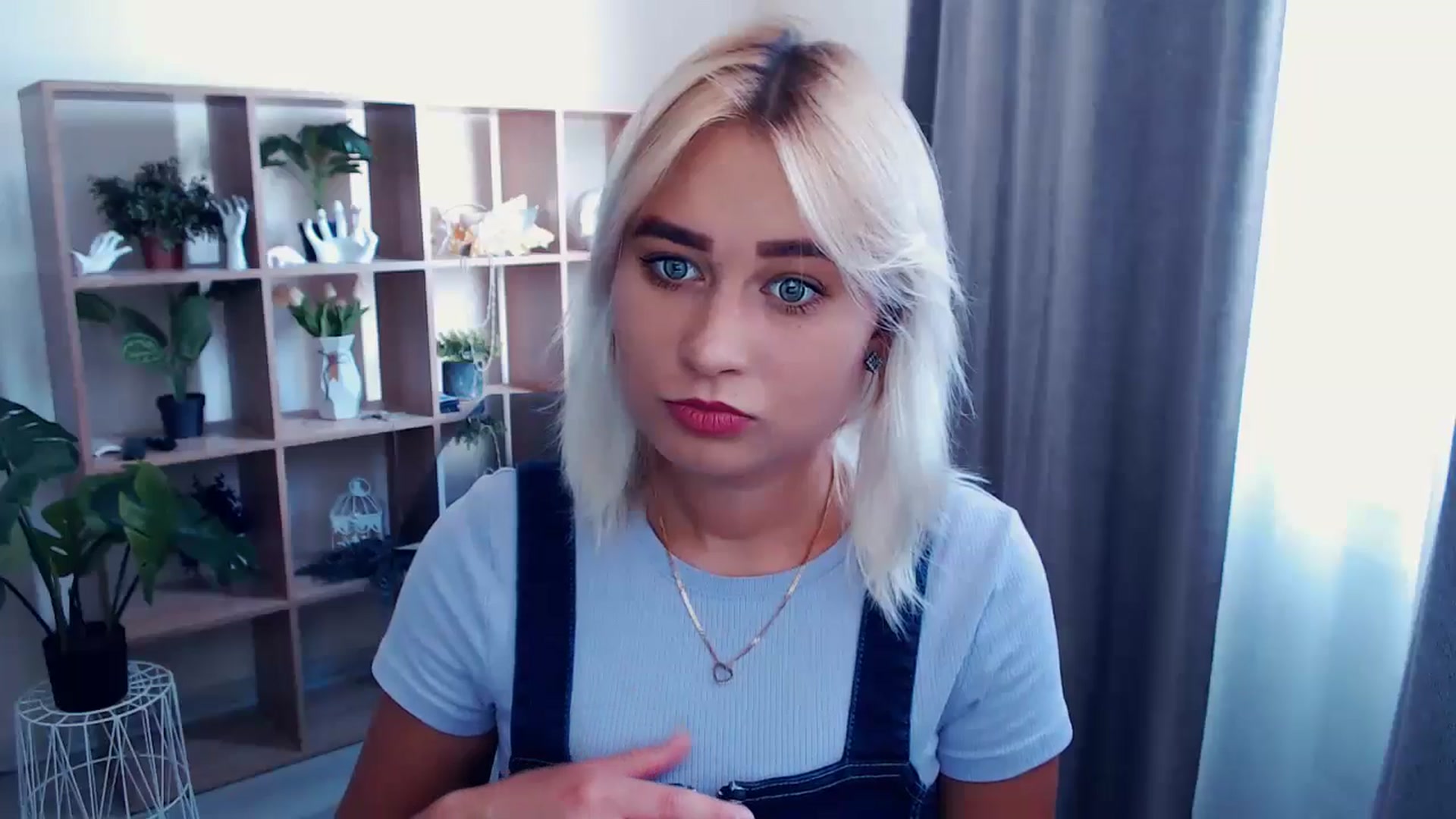 Gallery image thumbnail from Kukla_kolduna's myfreecams stream on, 07/20/2024, 13:13 image 6 of 20