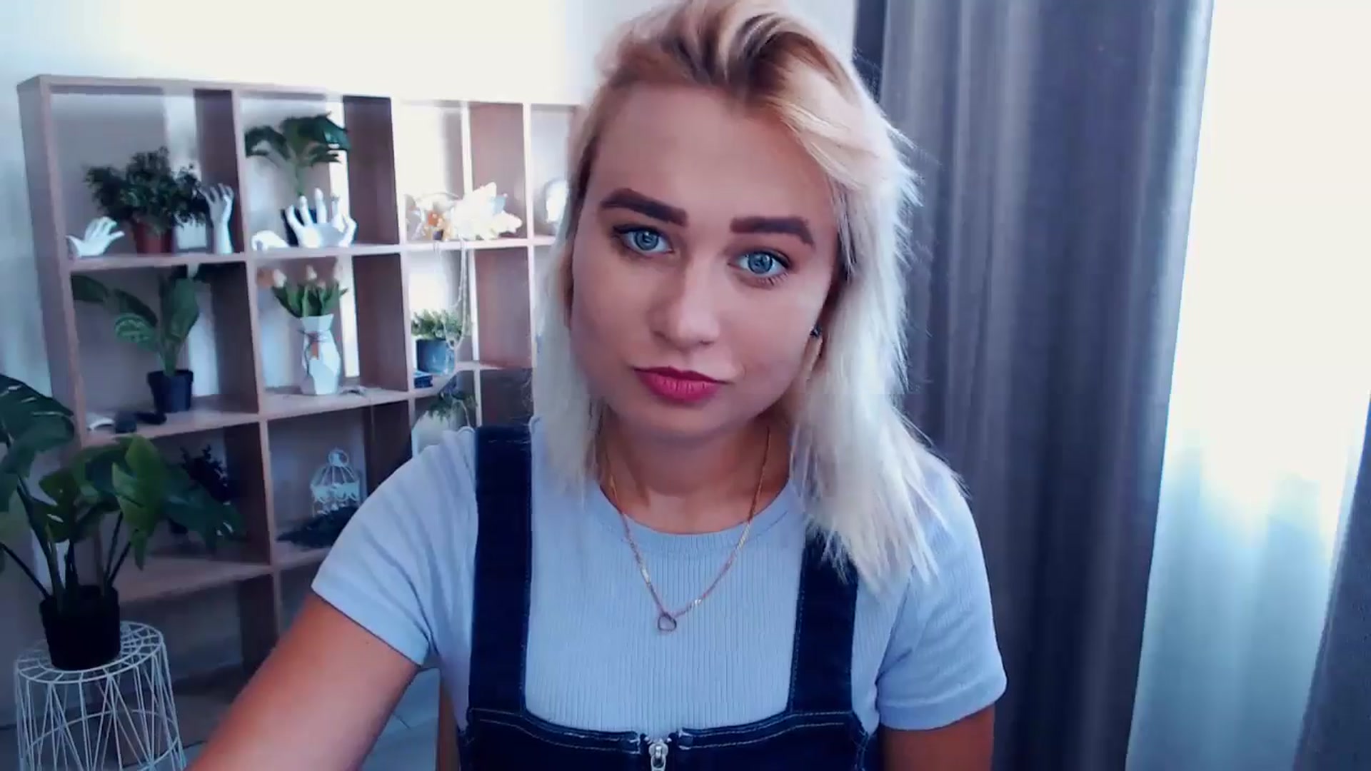 Gallery image thumbnail from Kukla_kolduna's myfreecams stream on, 07/20/2024, 13:13 image 5 of 20