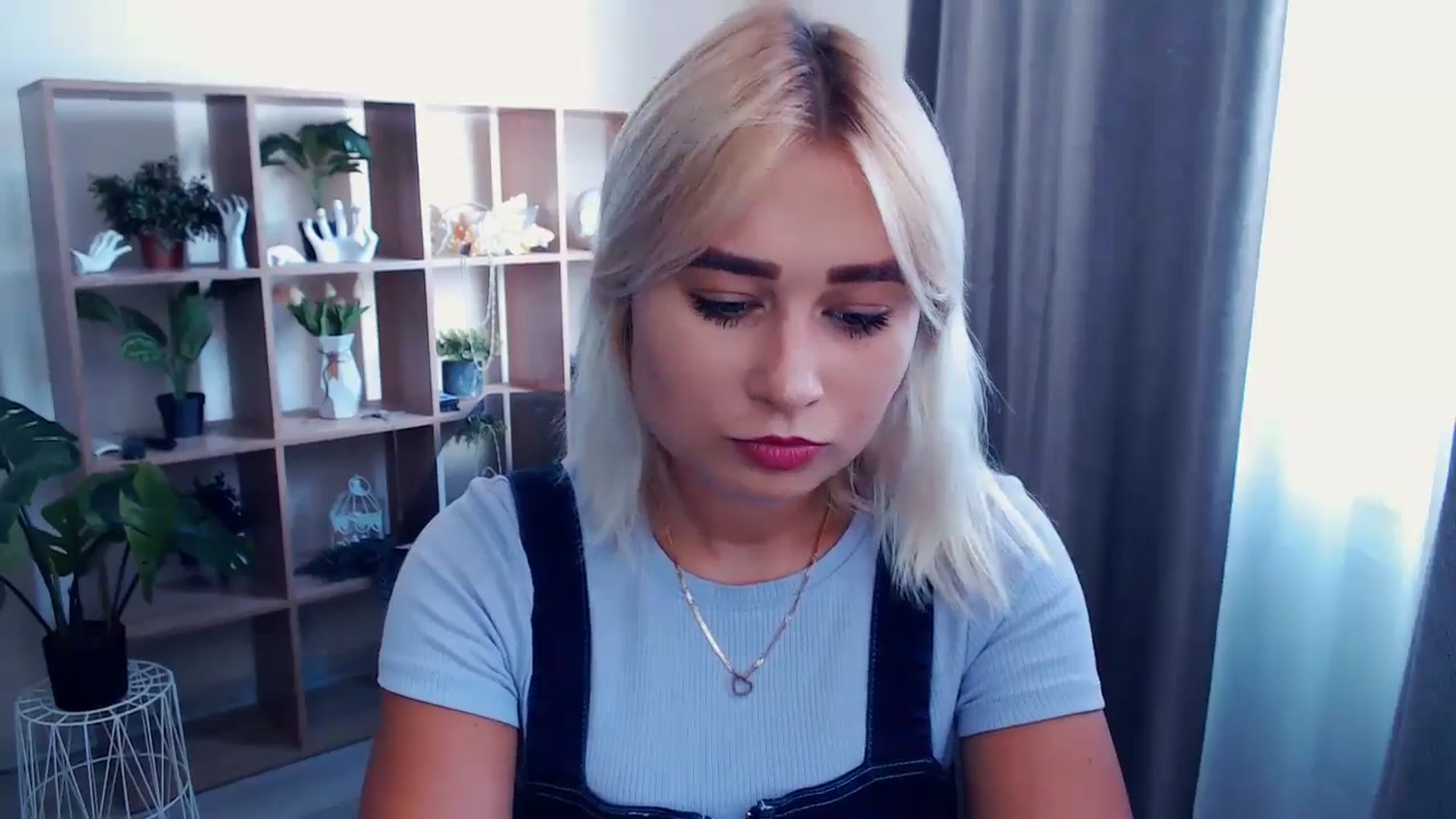 Gallery image thumbnail from Kukla_kolduna's myfreecams stream on, 07/20/2024, 13:13 image 17 of 20