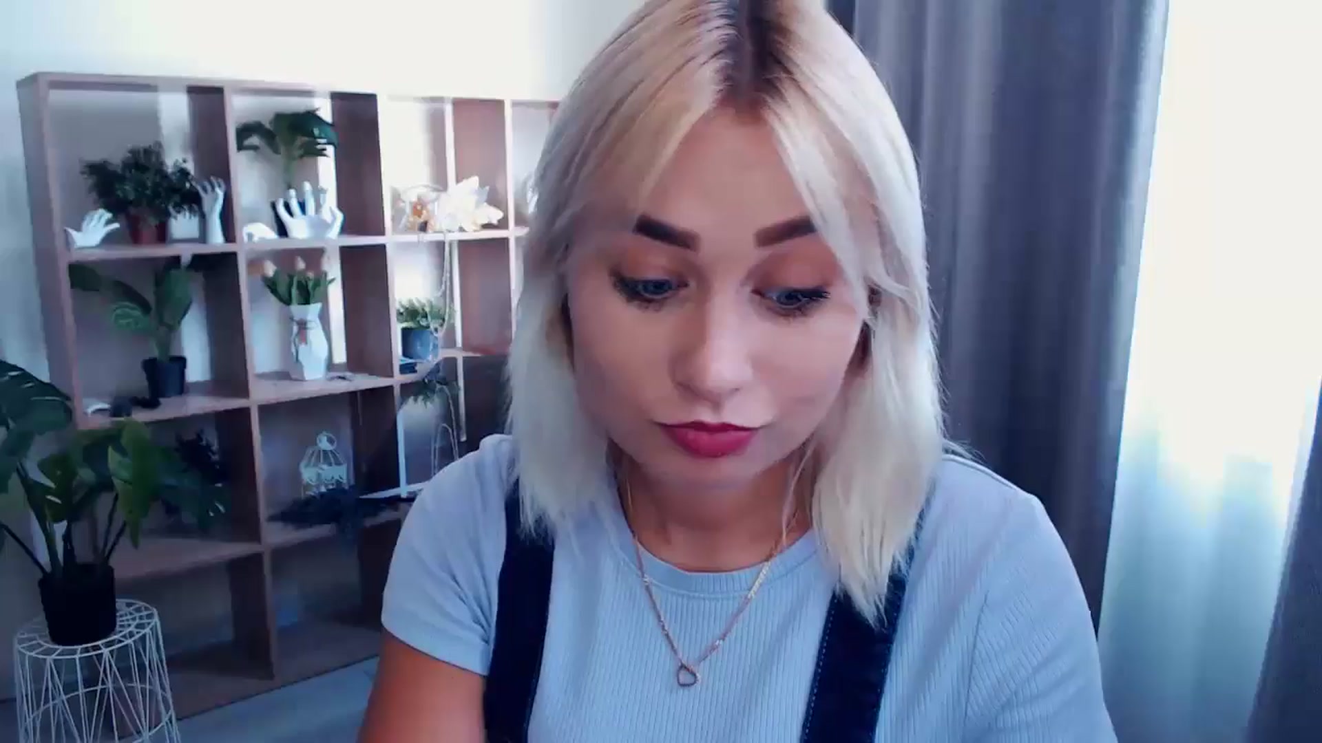 Gallery image thumbnail from Kukla_kolduna's myfreecams stream on, 07/20/2024, 13:13 image 2 of 20